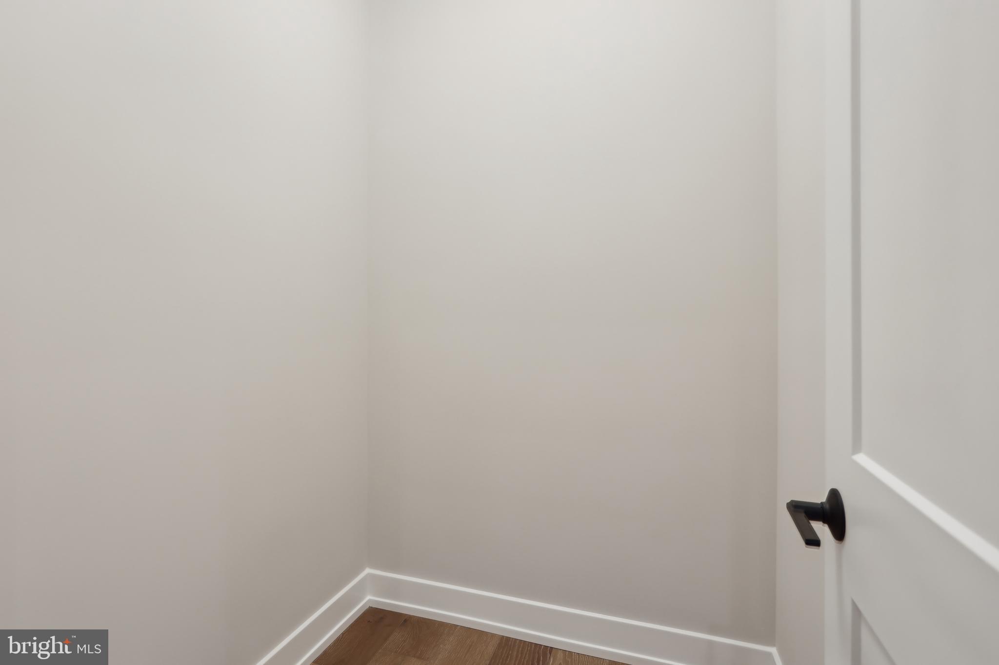 OAKWOOD - Residential