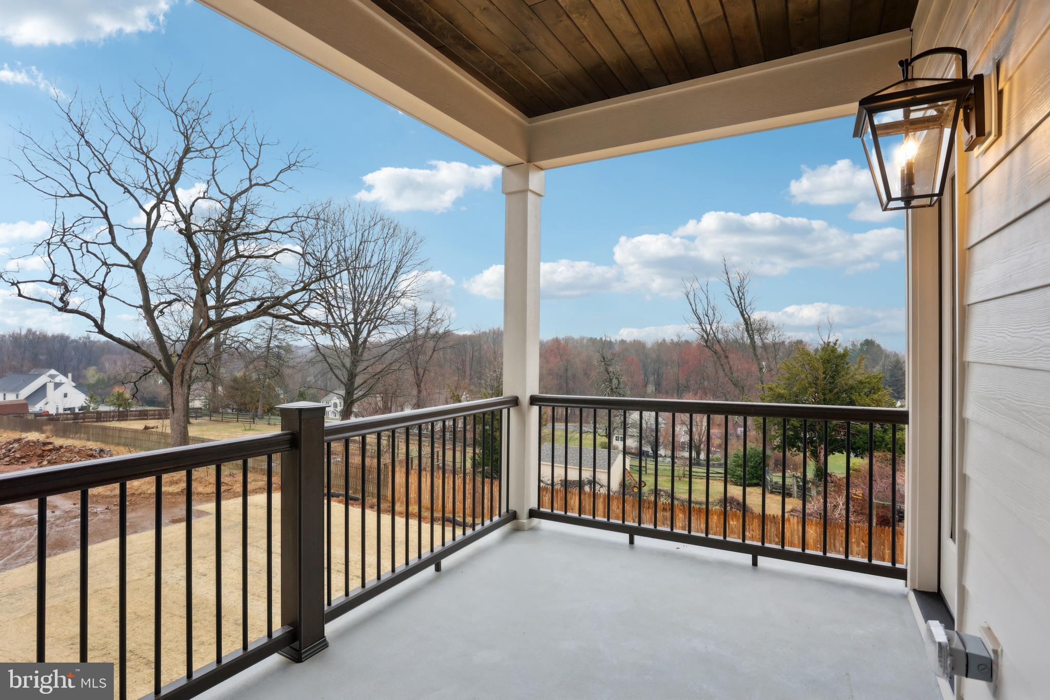 OAKWOOD - Residential