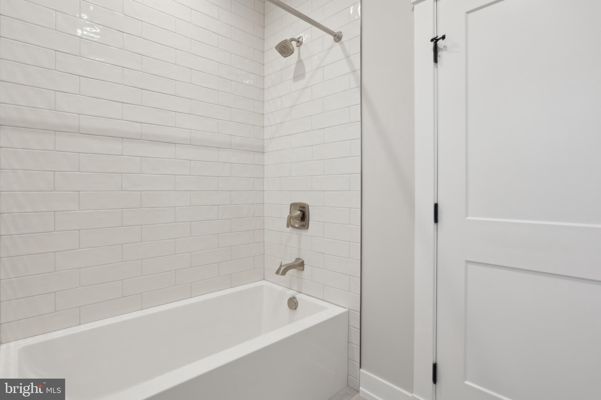 OAKWOOD - Residential