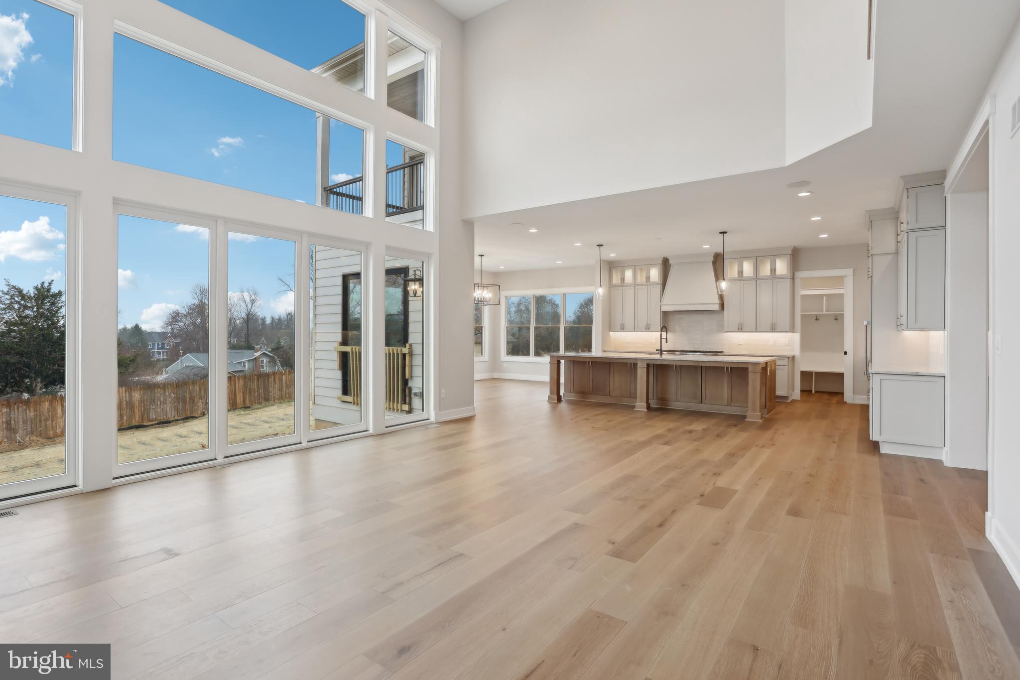 OAKWOOD - Residential