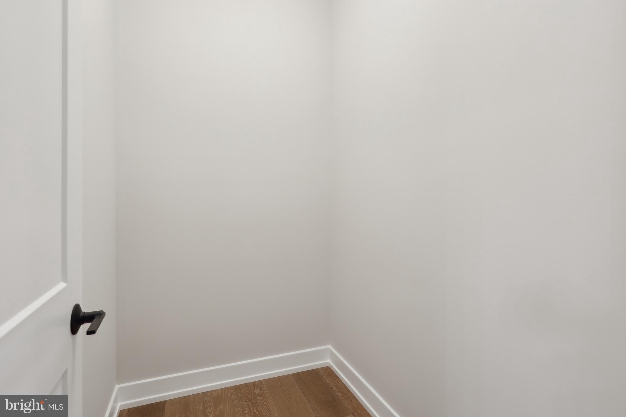 OAKWOOD - Residential