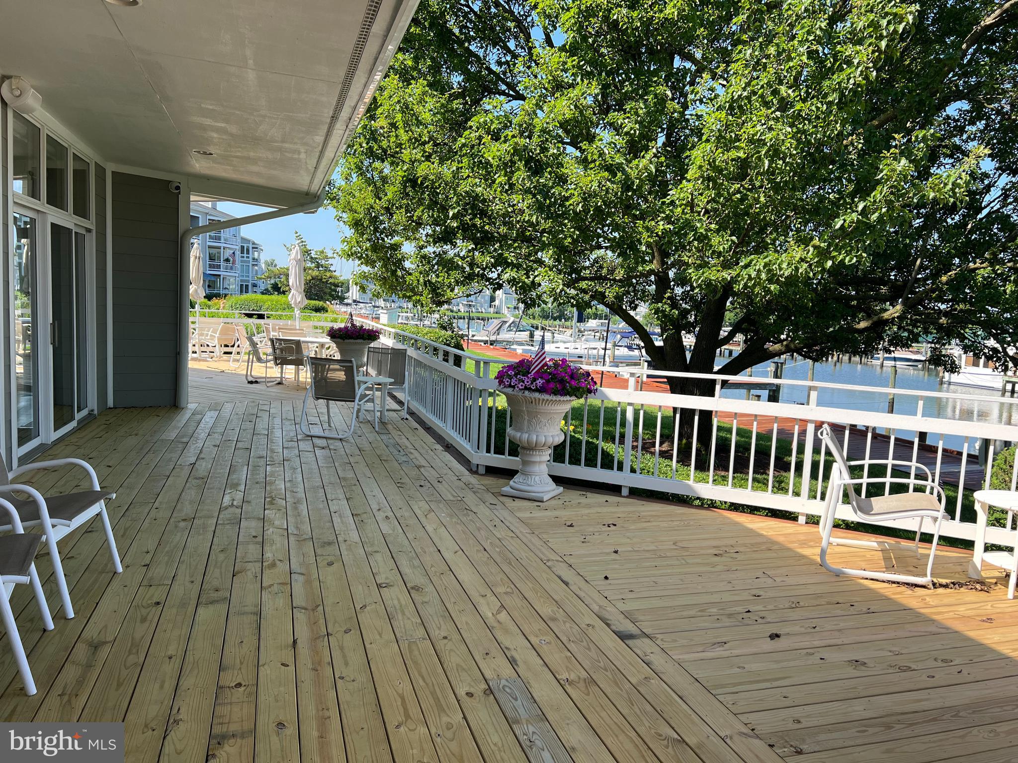 OYSTER COVE - Residential