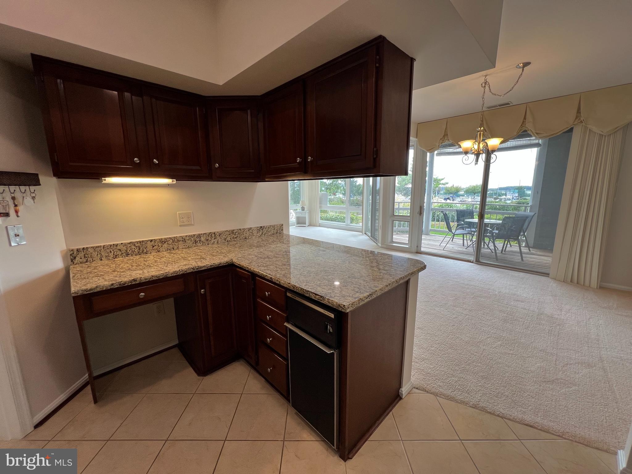 OYSTER COVE - Residential