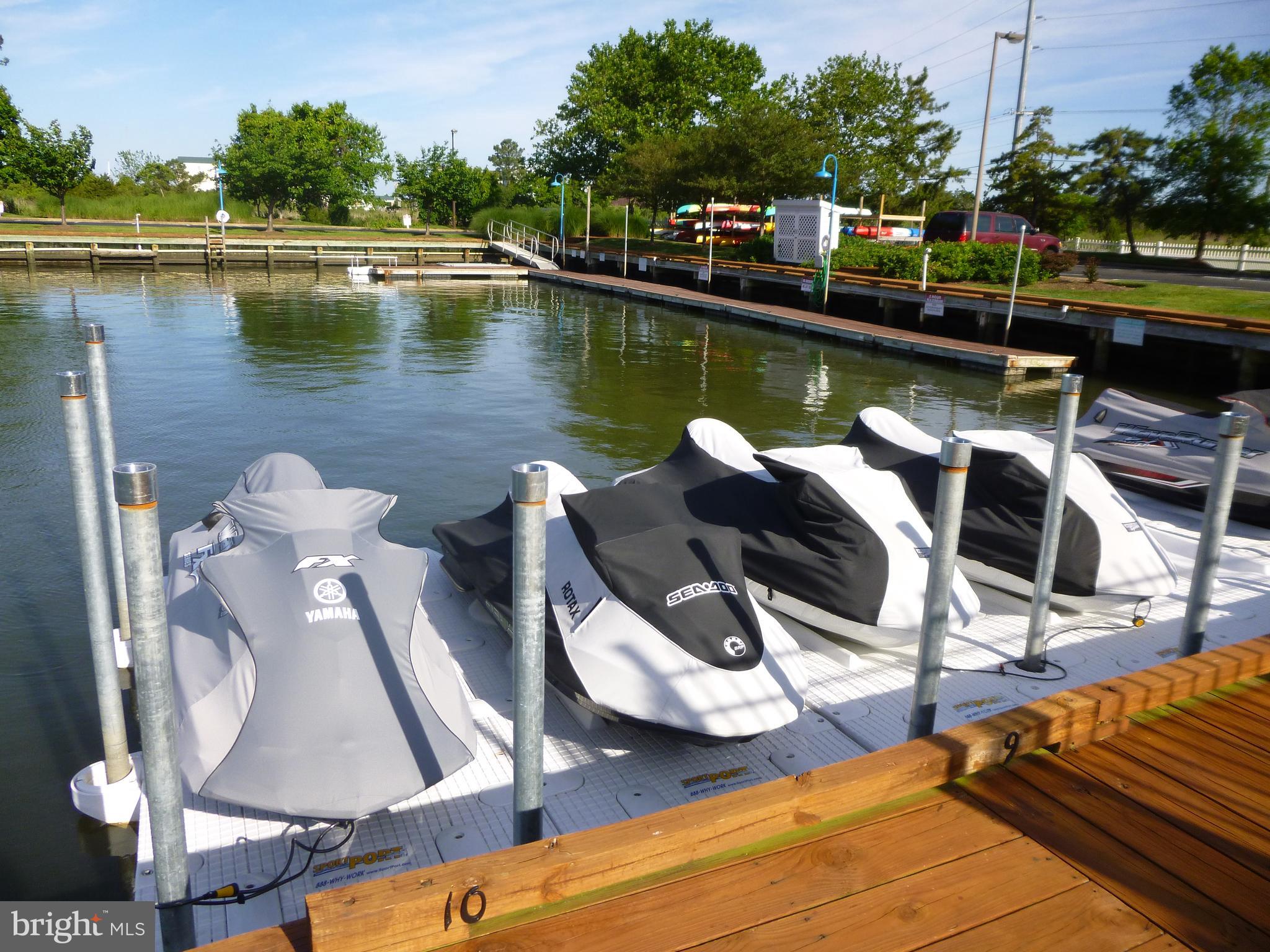 OYSTER COVE - Residential