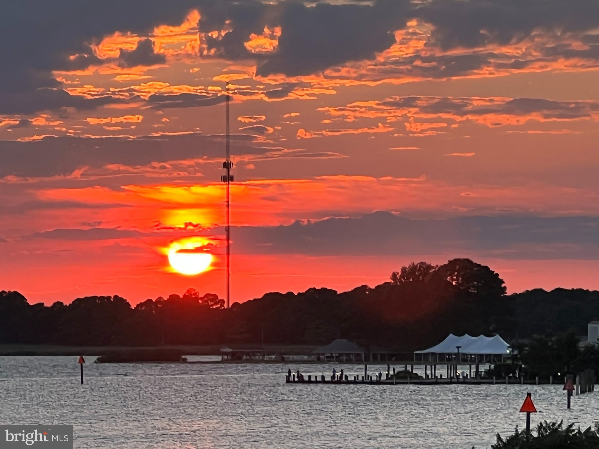 OYSTER COVE - Residential