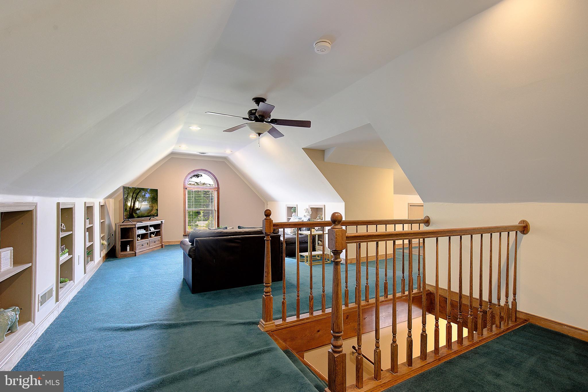 SOMERSET - Residential