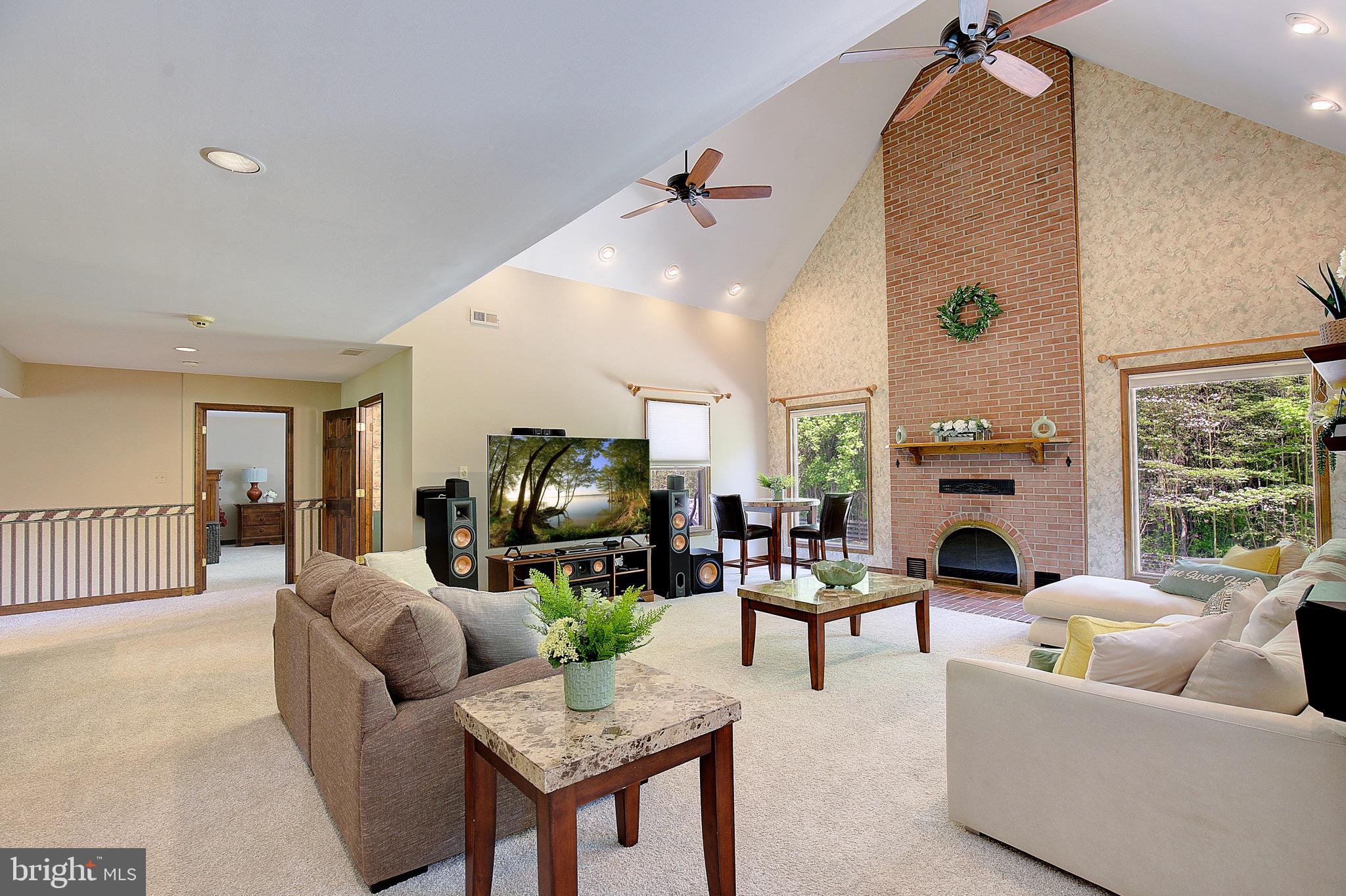 SOMERSET - Residential