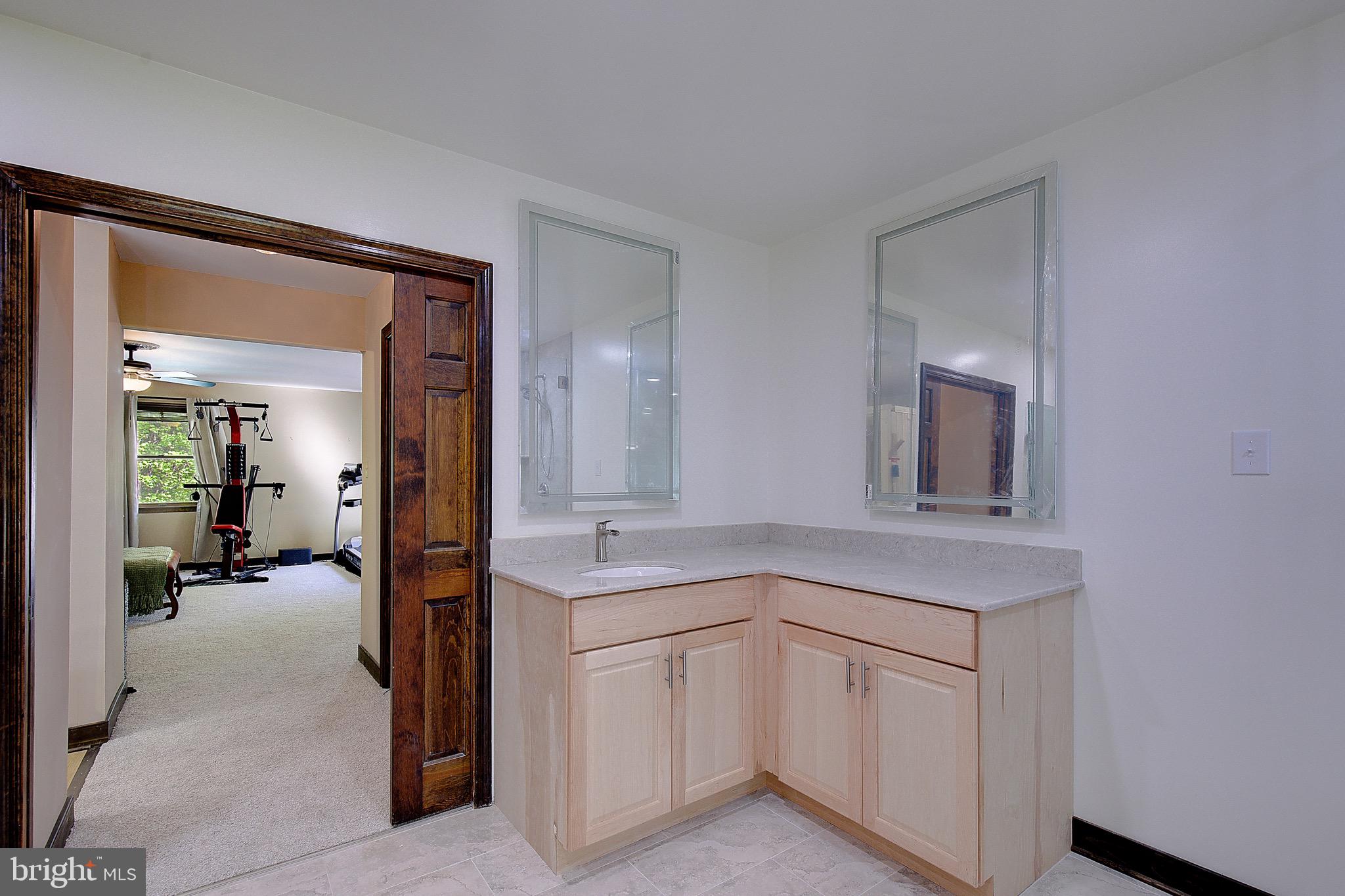 SOMERSET - Residential