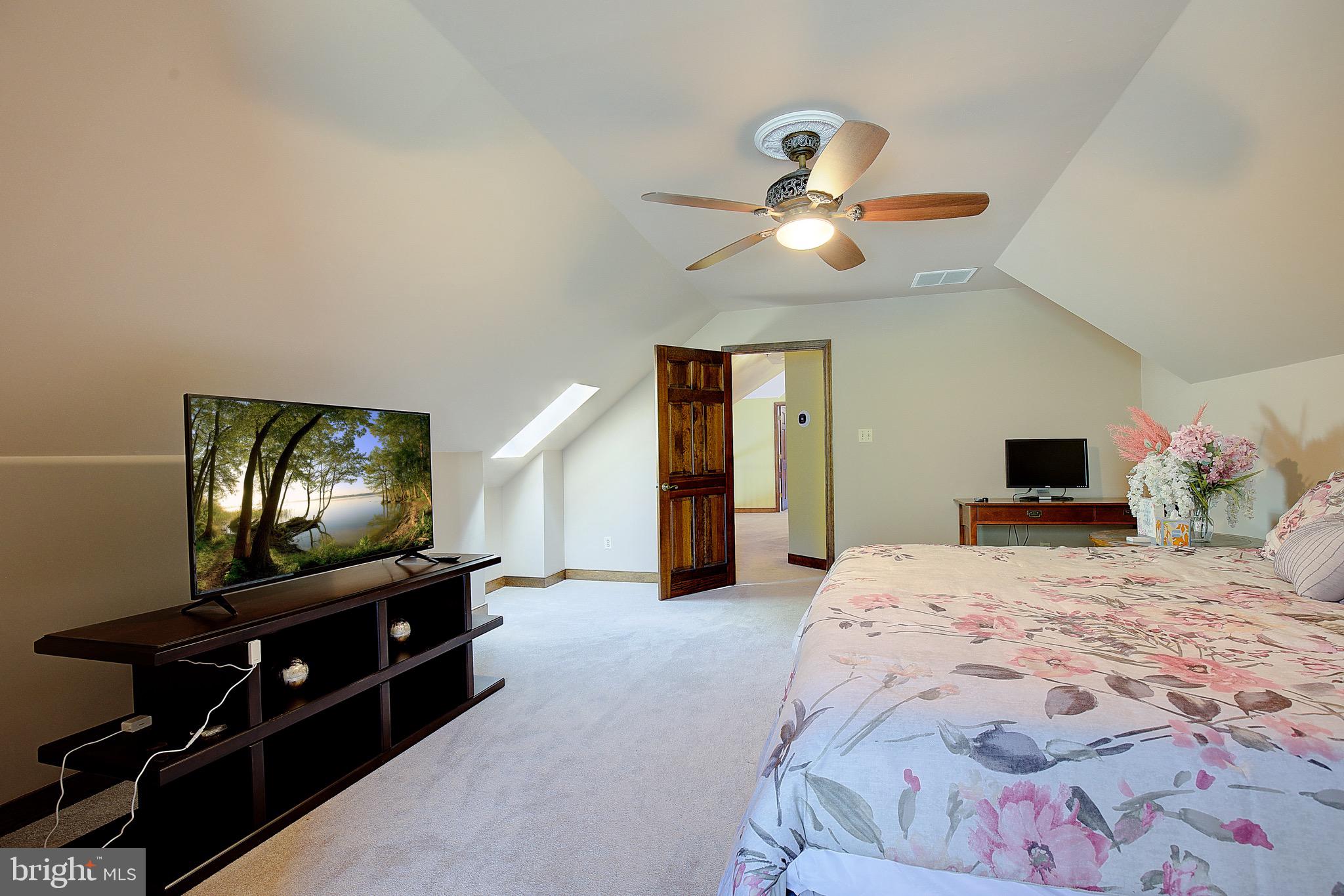 SOMERSET - Residential