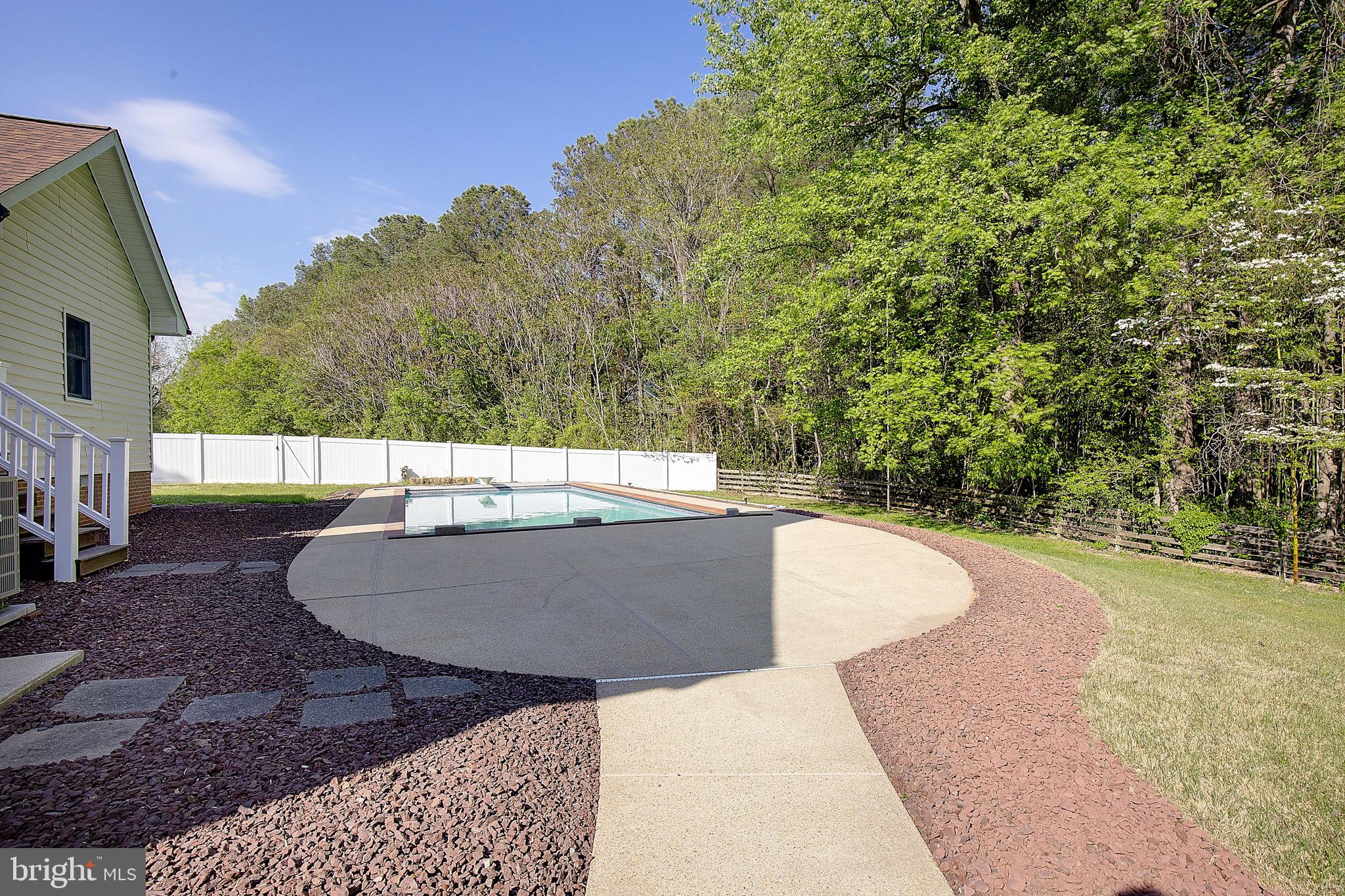 SOMERSET - Residential