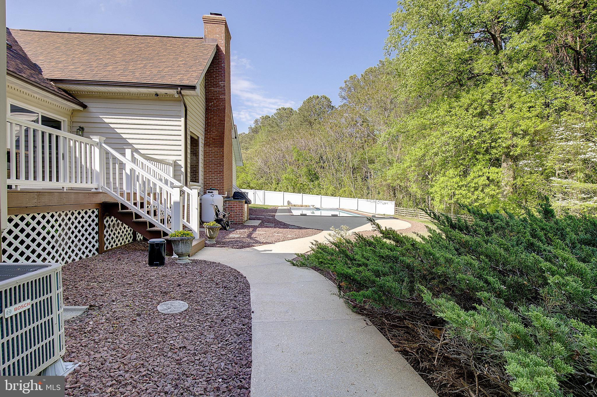 SOMERSET - Residential