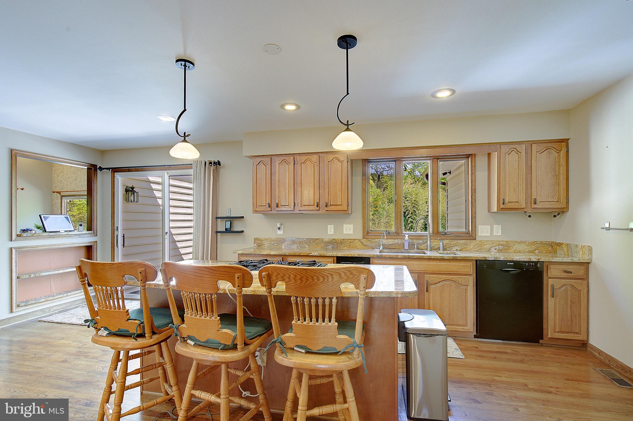 SOMERSET - Residential