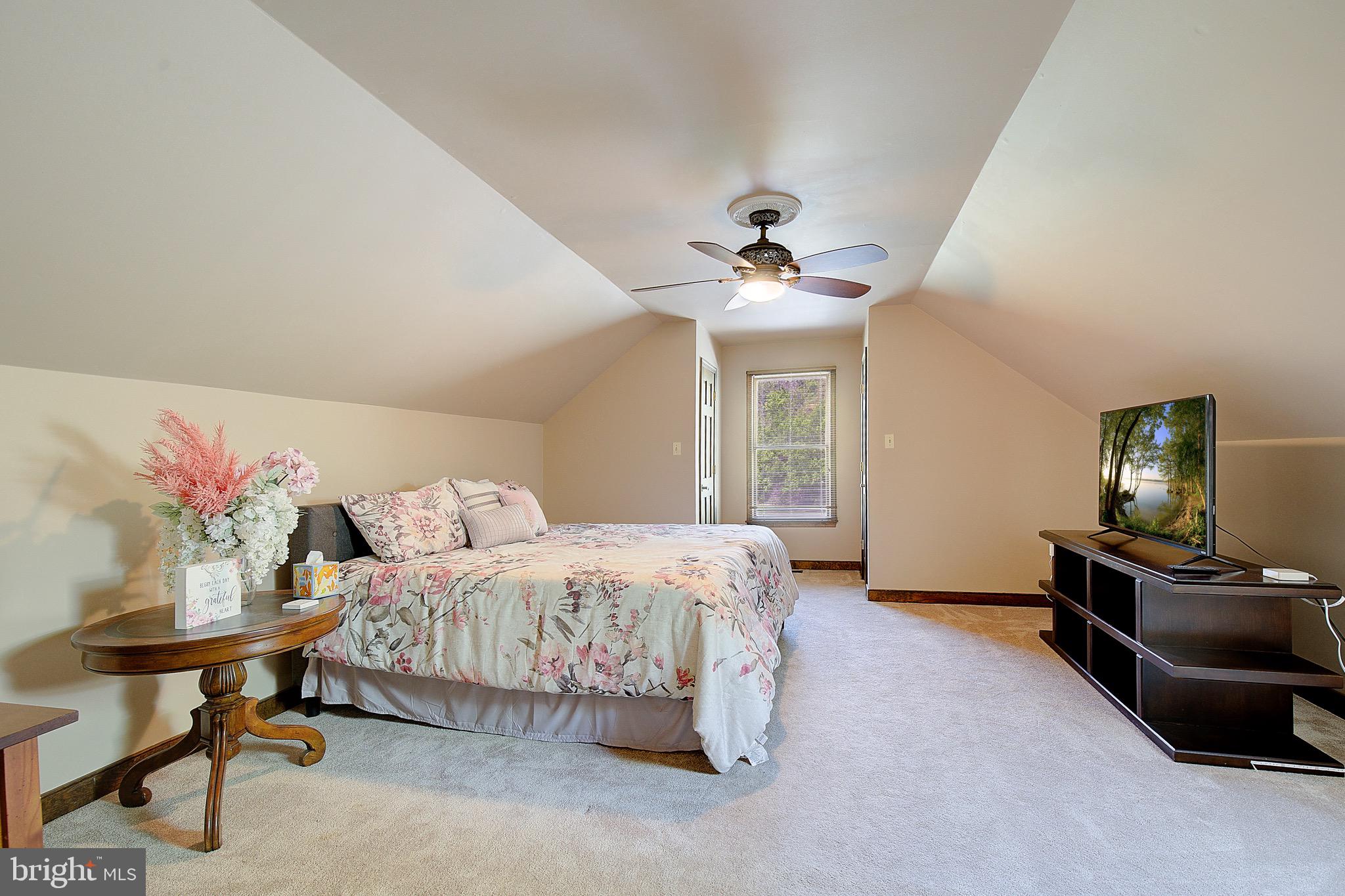 SOMERSET - Residential