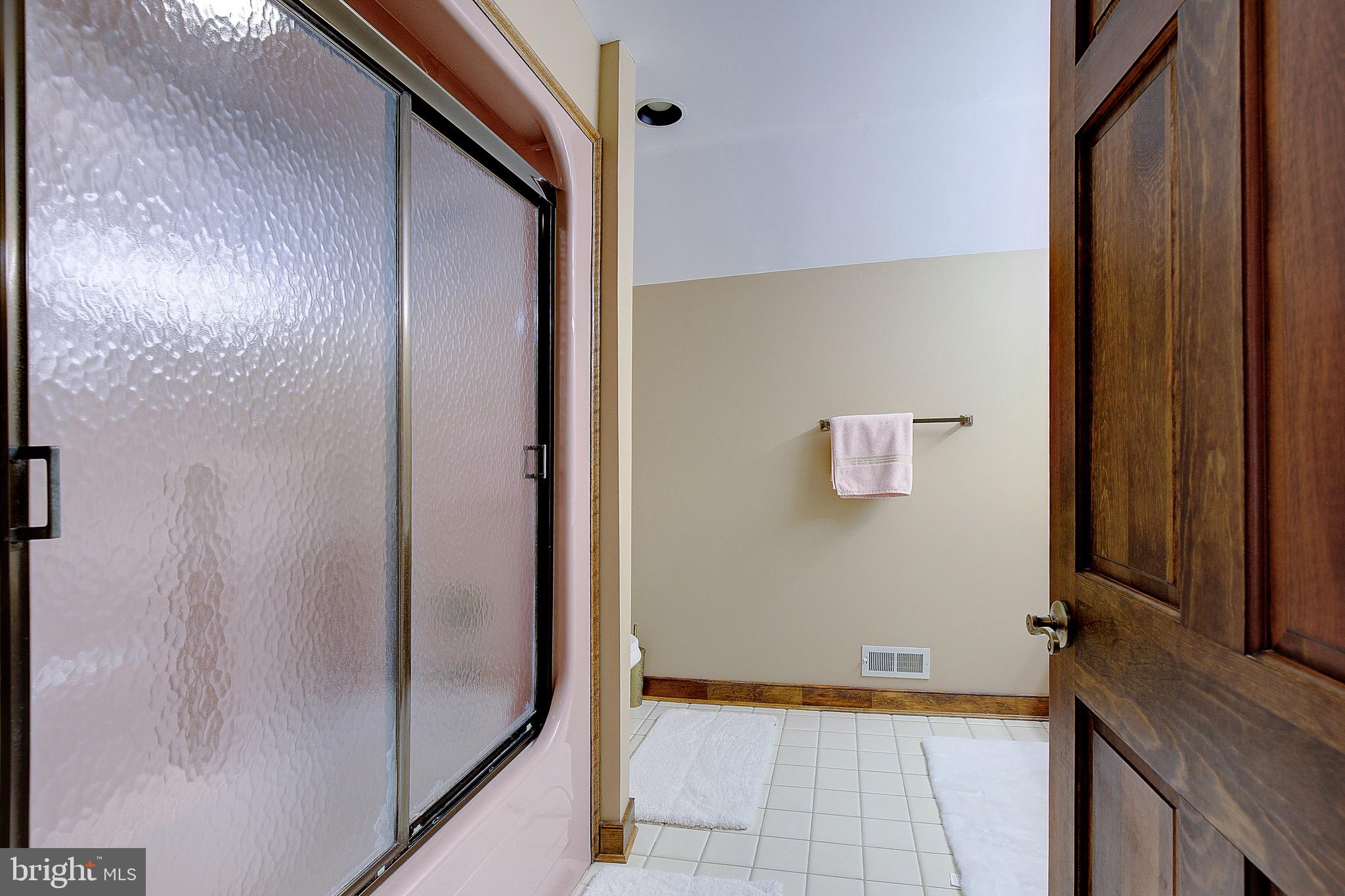 SOMERSET - Residential