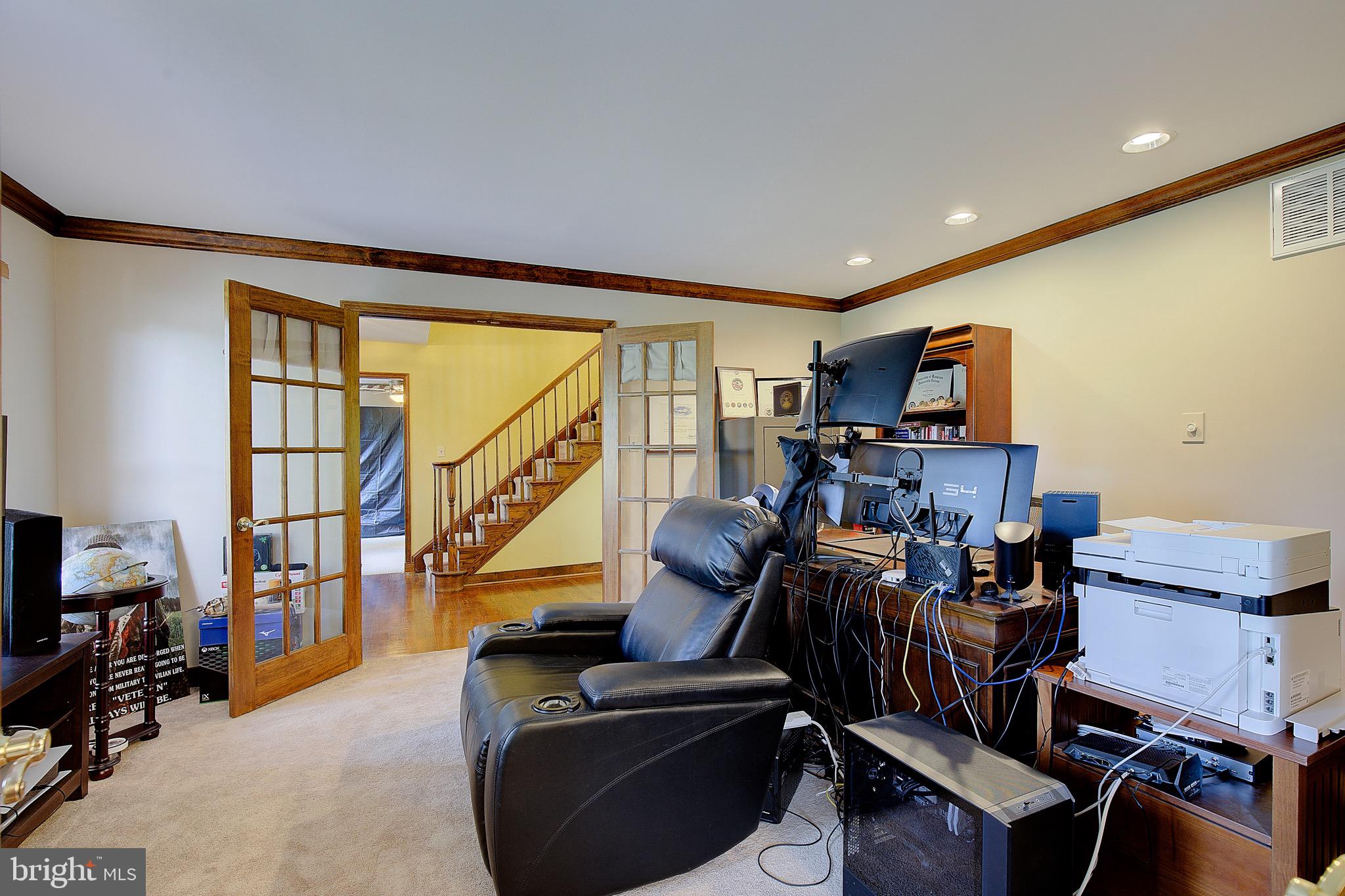 SOMERSET - Residential