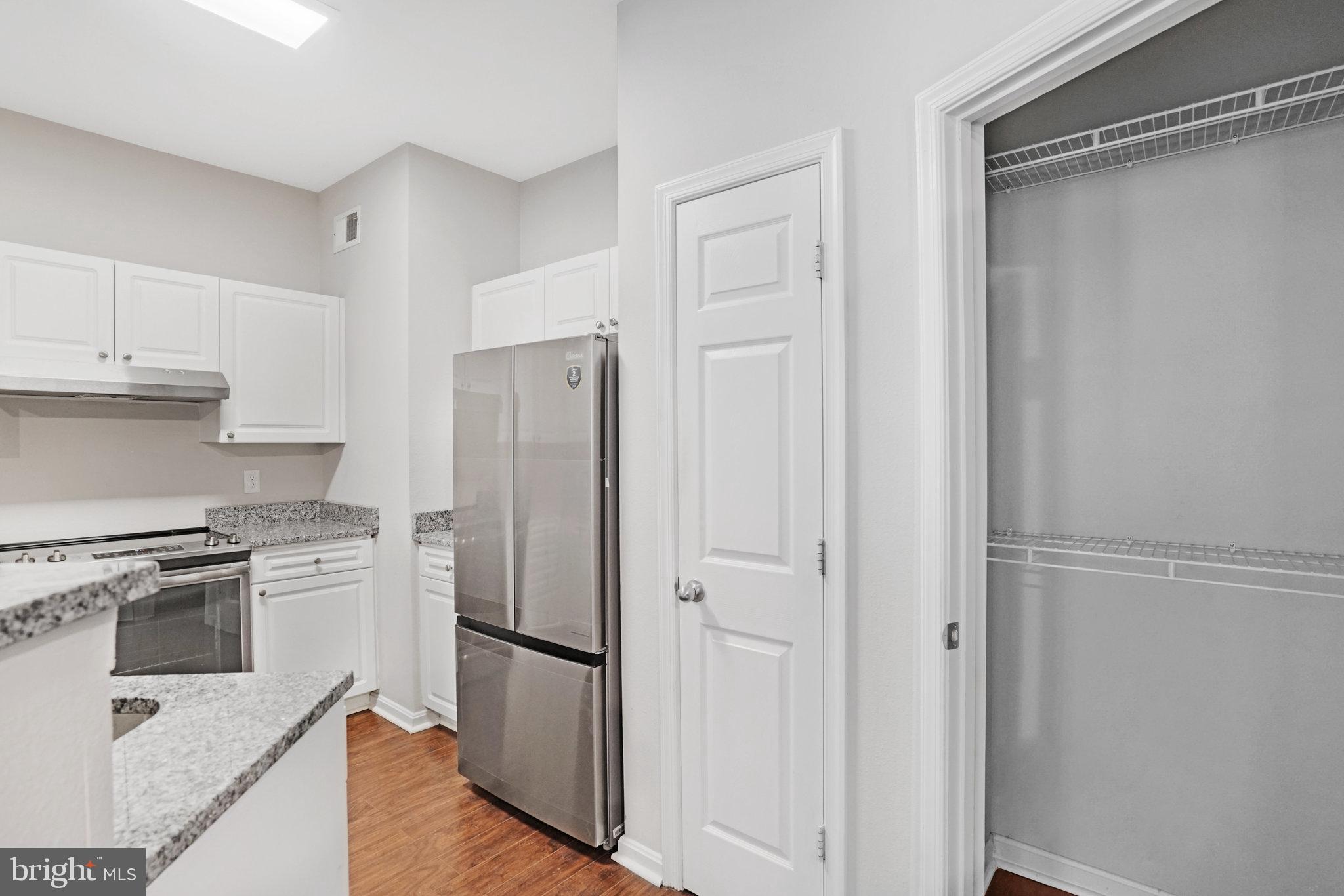 8071 NICOSH CIRCLE LANE 52