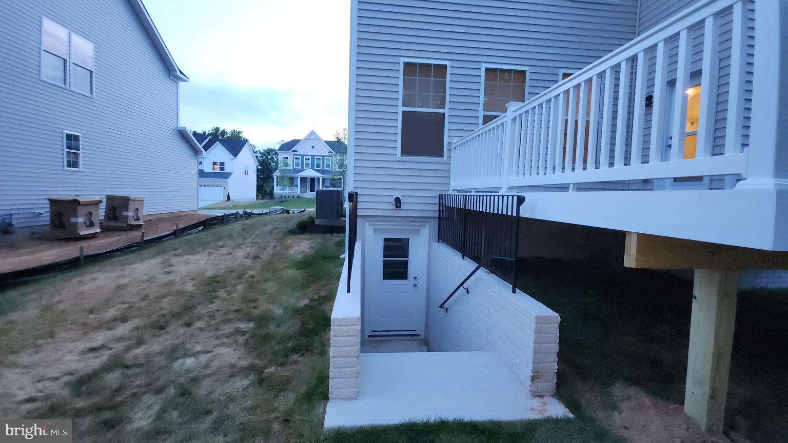 FAIRWAY ESTATES - Residential Lease