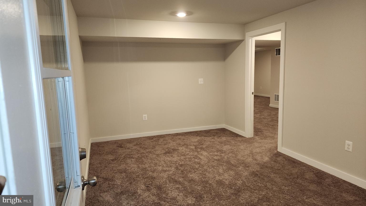 FAIRWAY ESTATES - Residential Lease