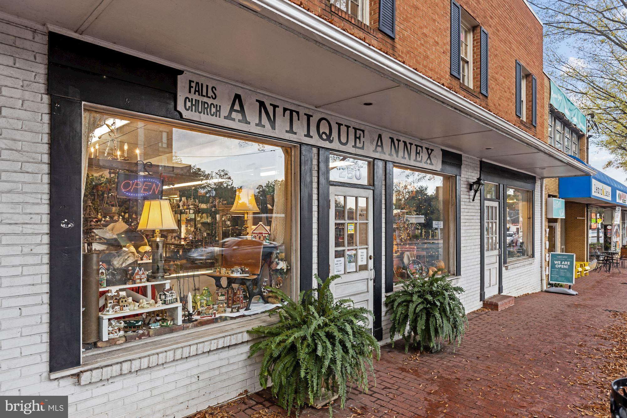 FALLS CHURCH CITY - Residential