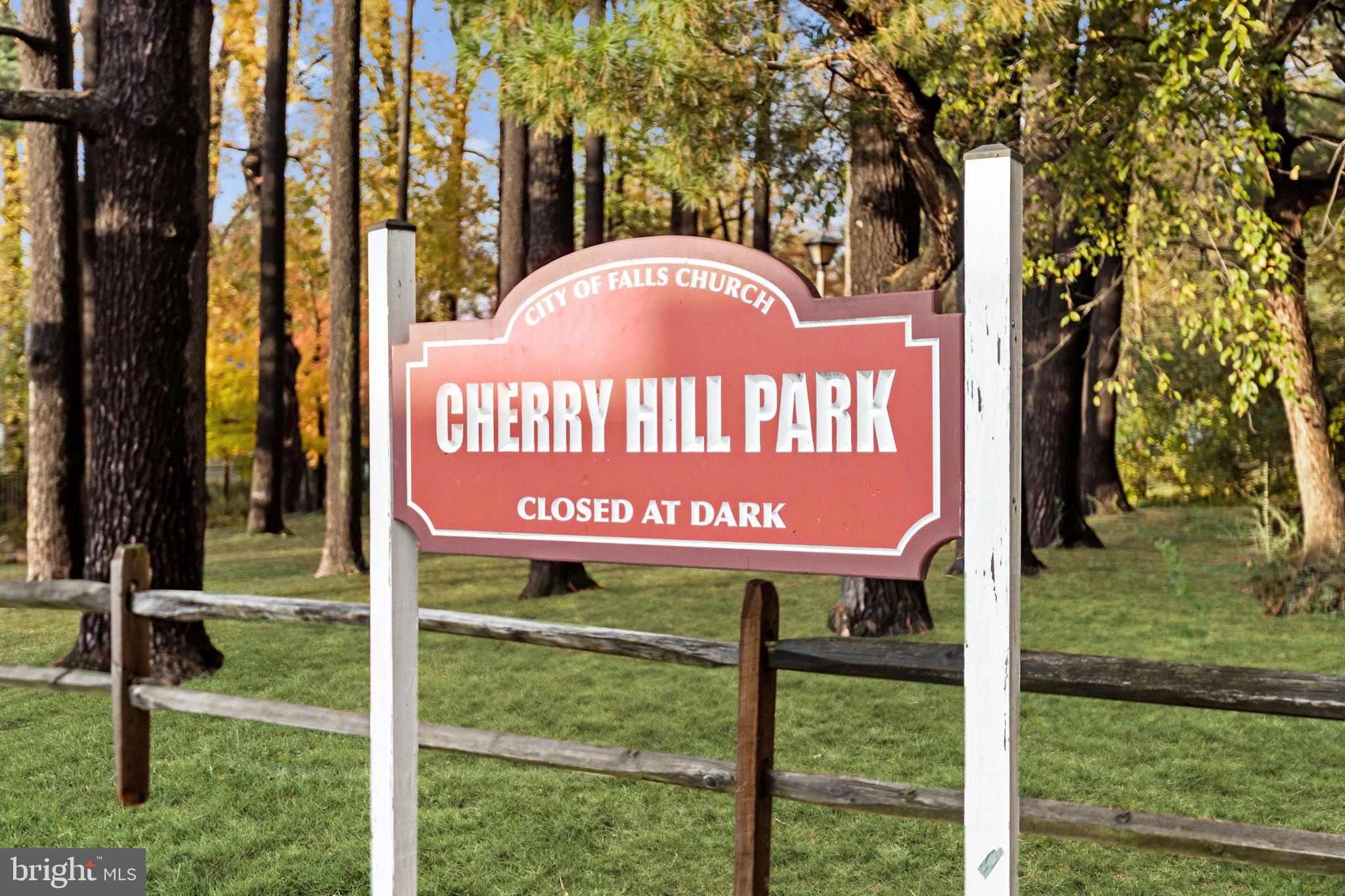 FALLS CHURCH CITY - Residential