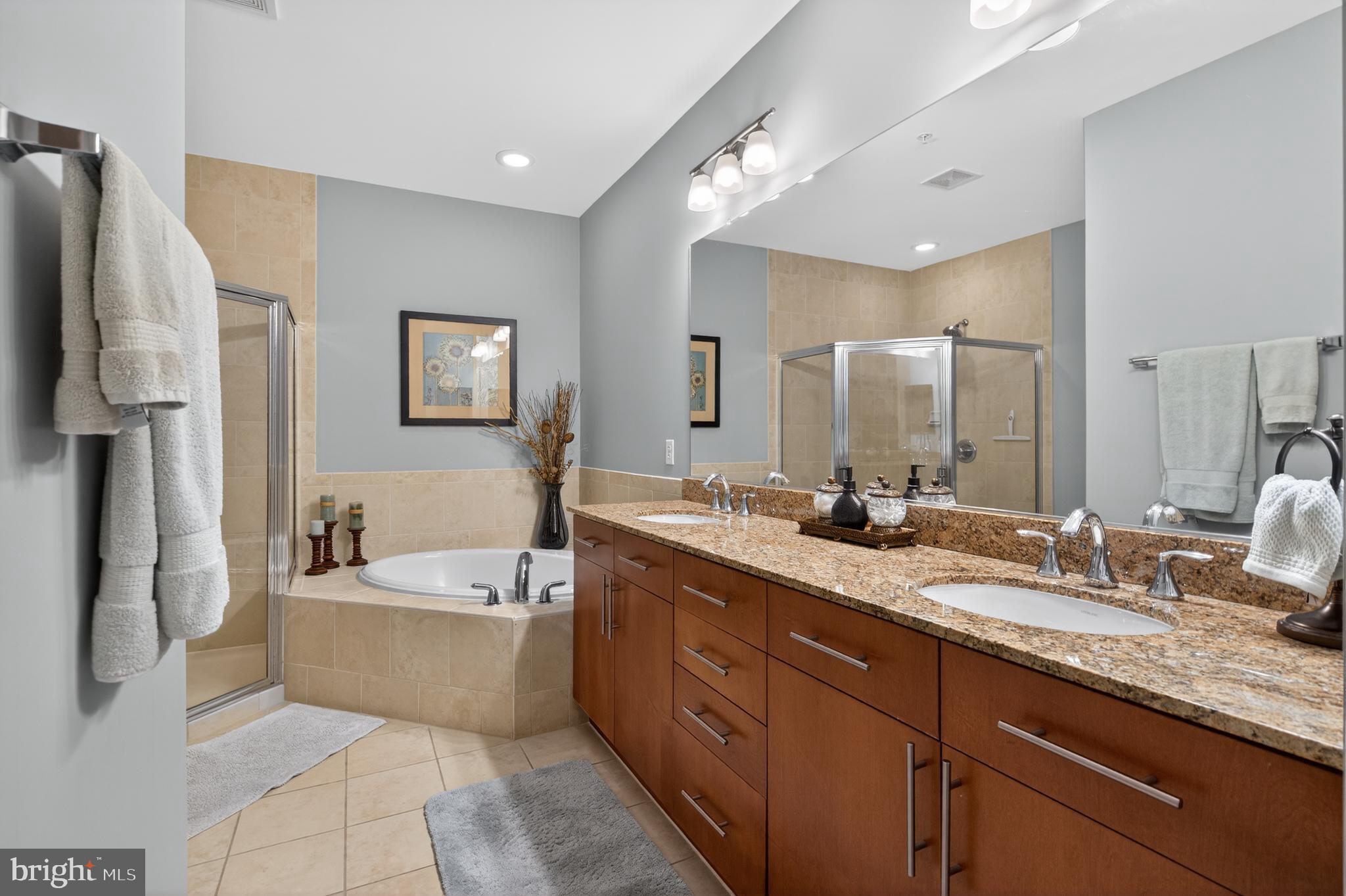 FALLS CHURCH CITY - Residential