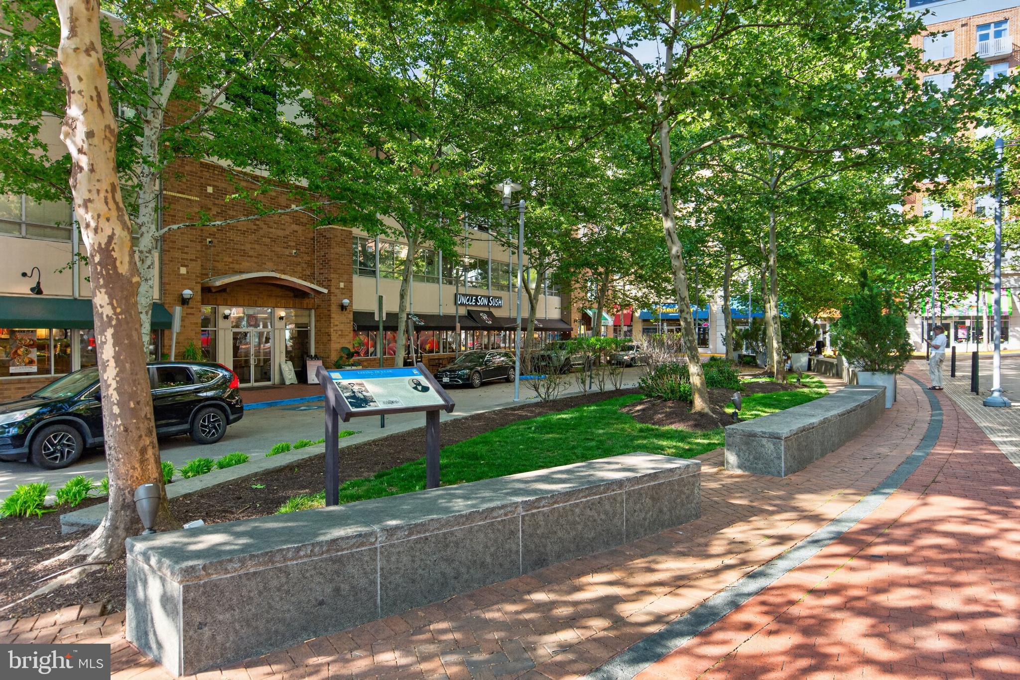 FALLS CHURCH CITY - Residential