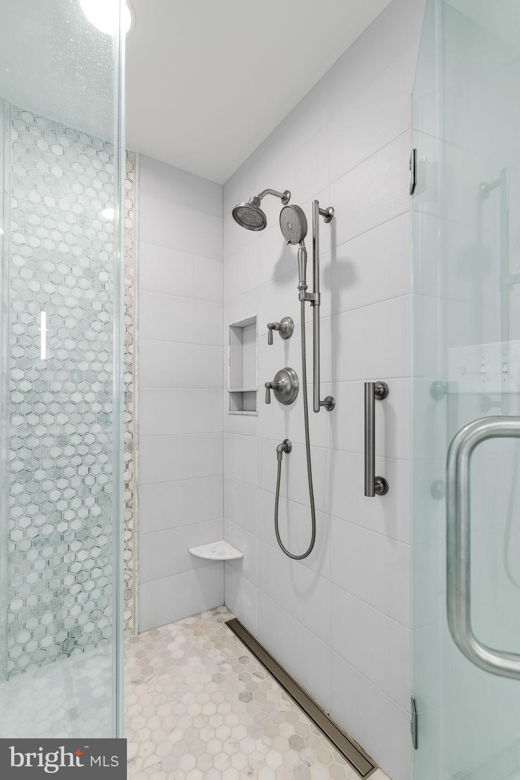 QUARTERFIELD - Residential