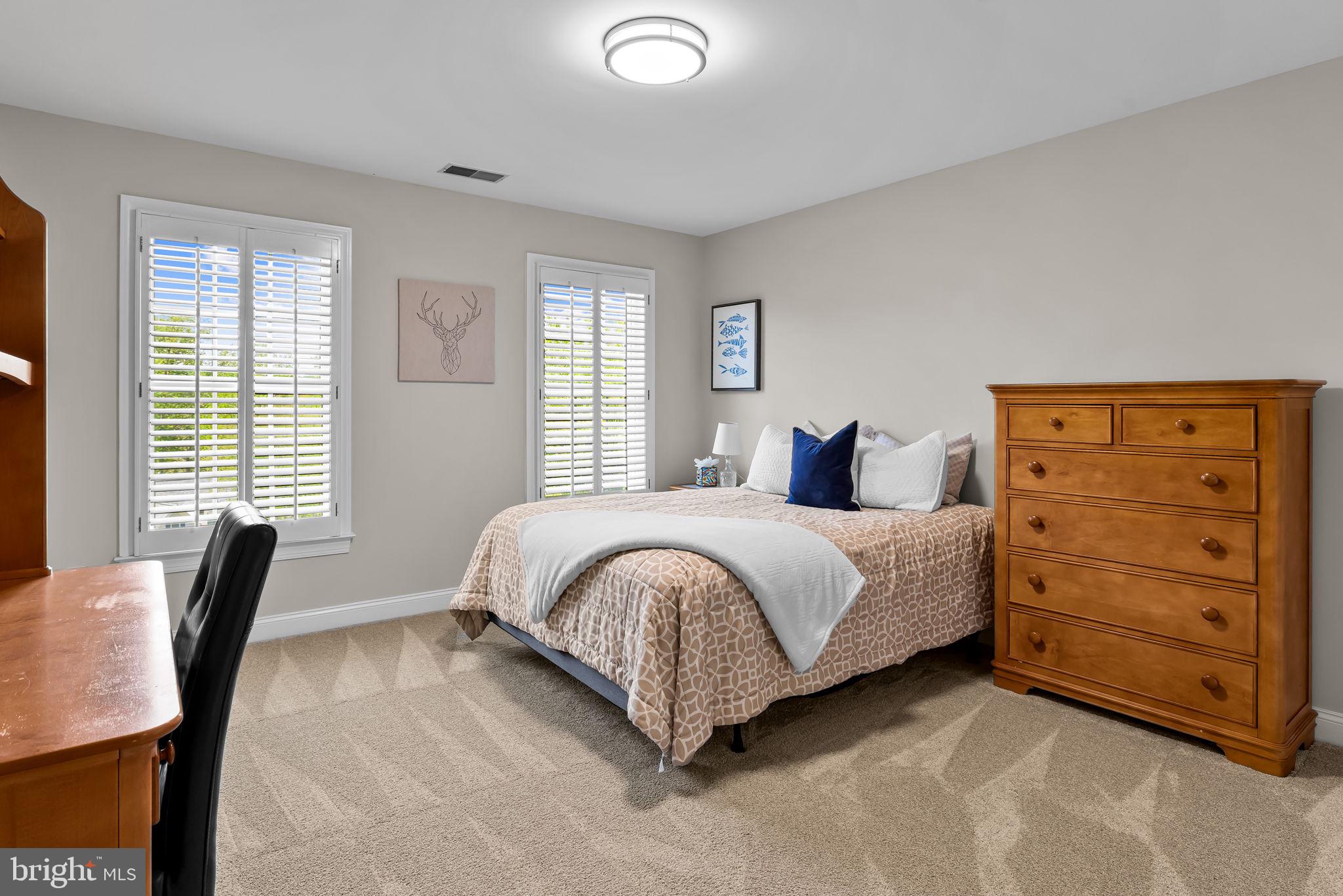 QUARTERFIELD - Residential