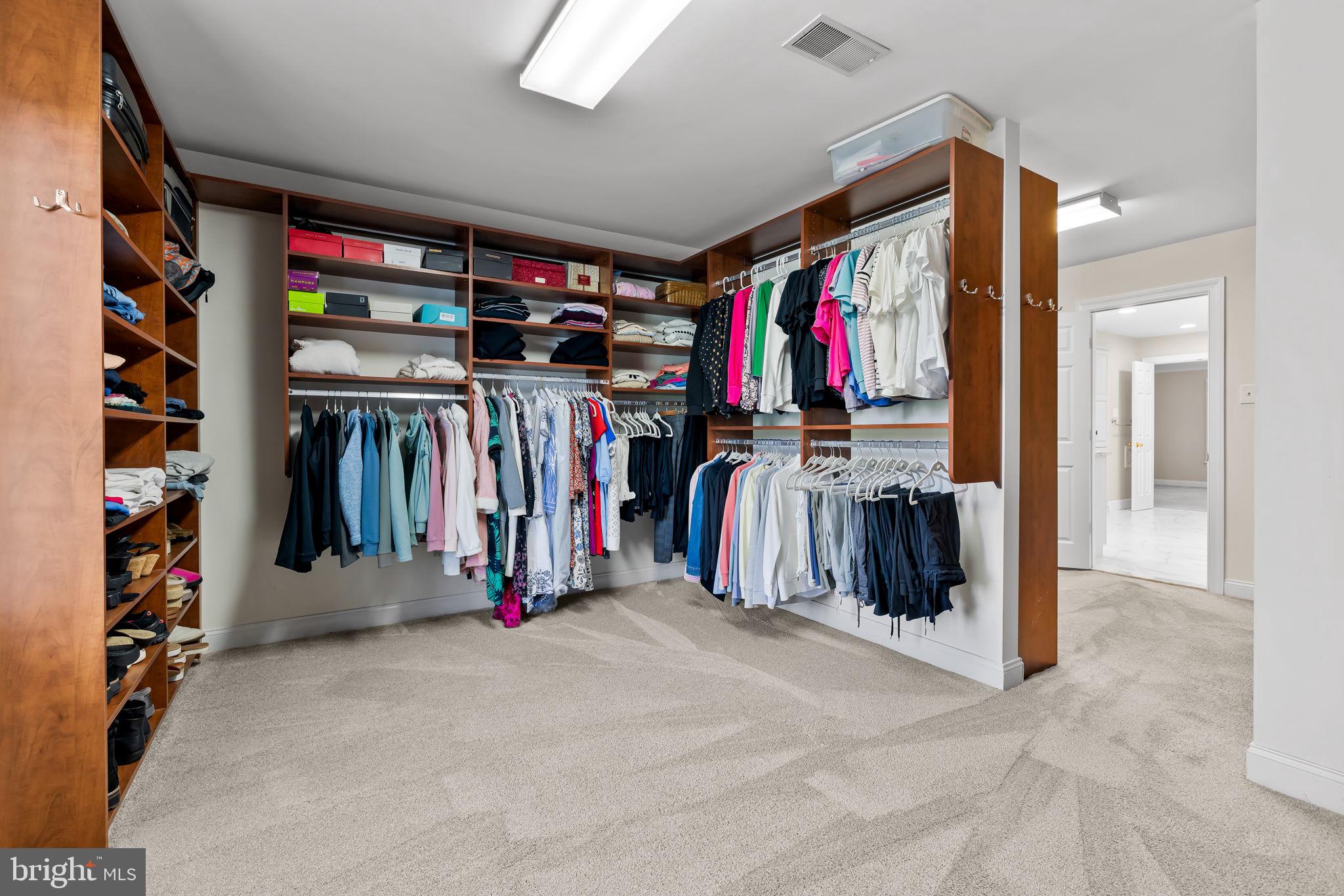 QUARTERFIELD - Residential