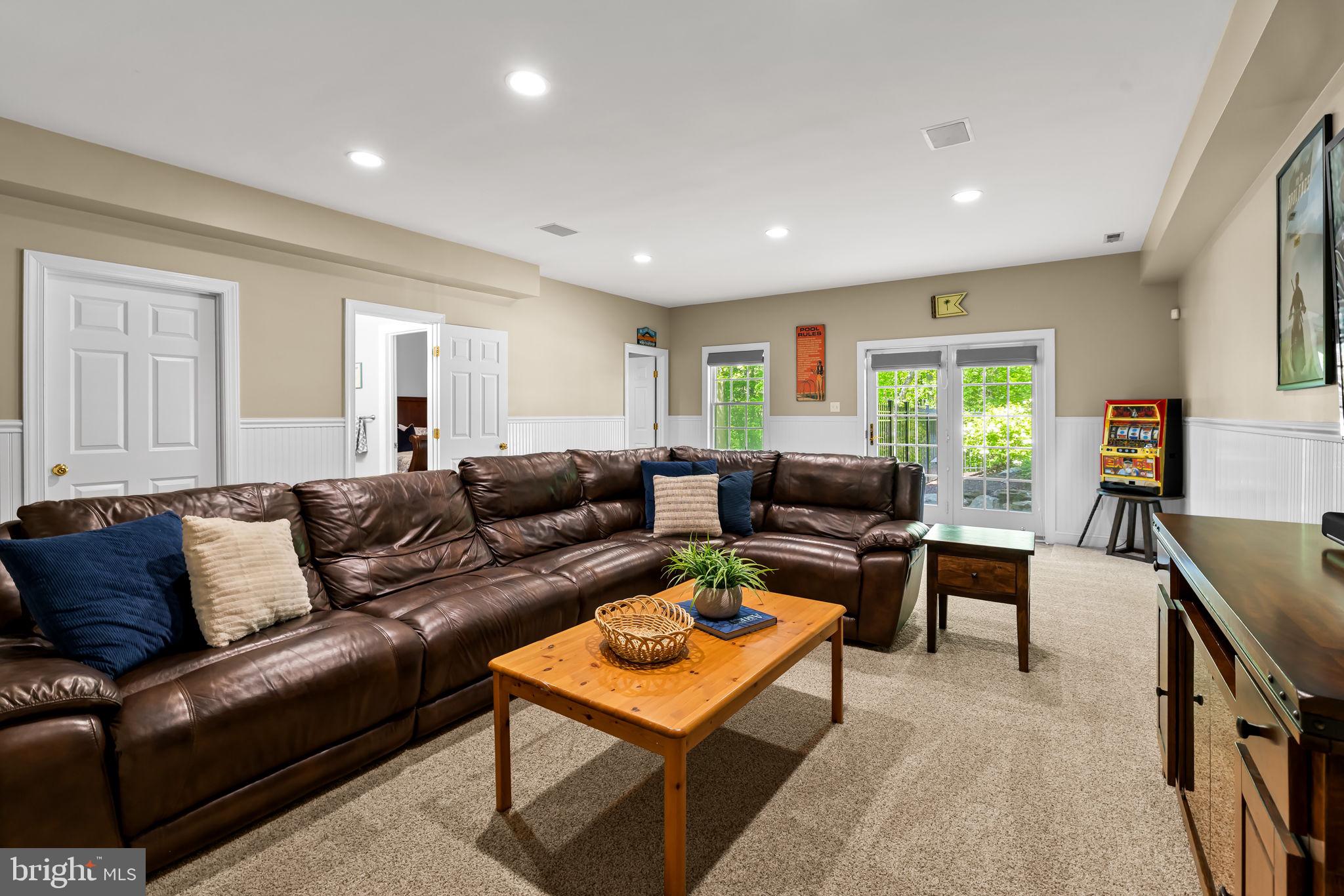QUARTERFIELD - Residential