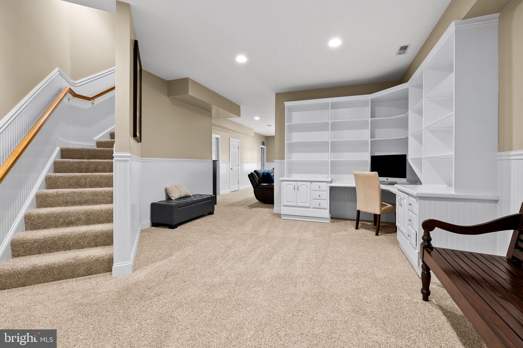 QUARTERFIELD - Residential