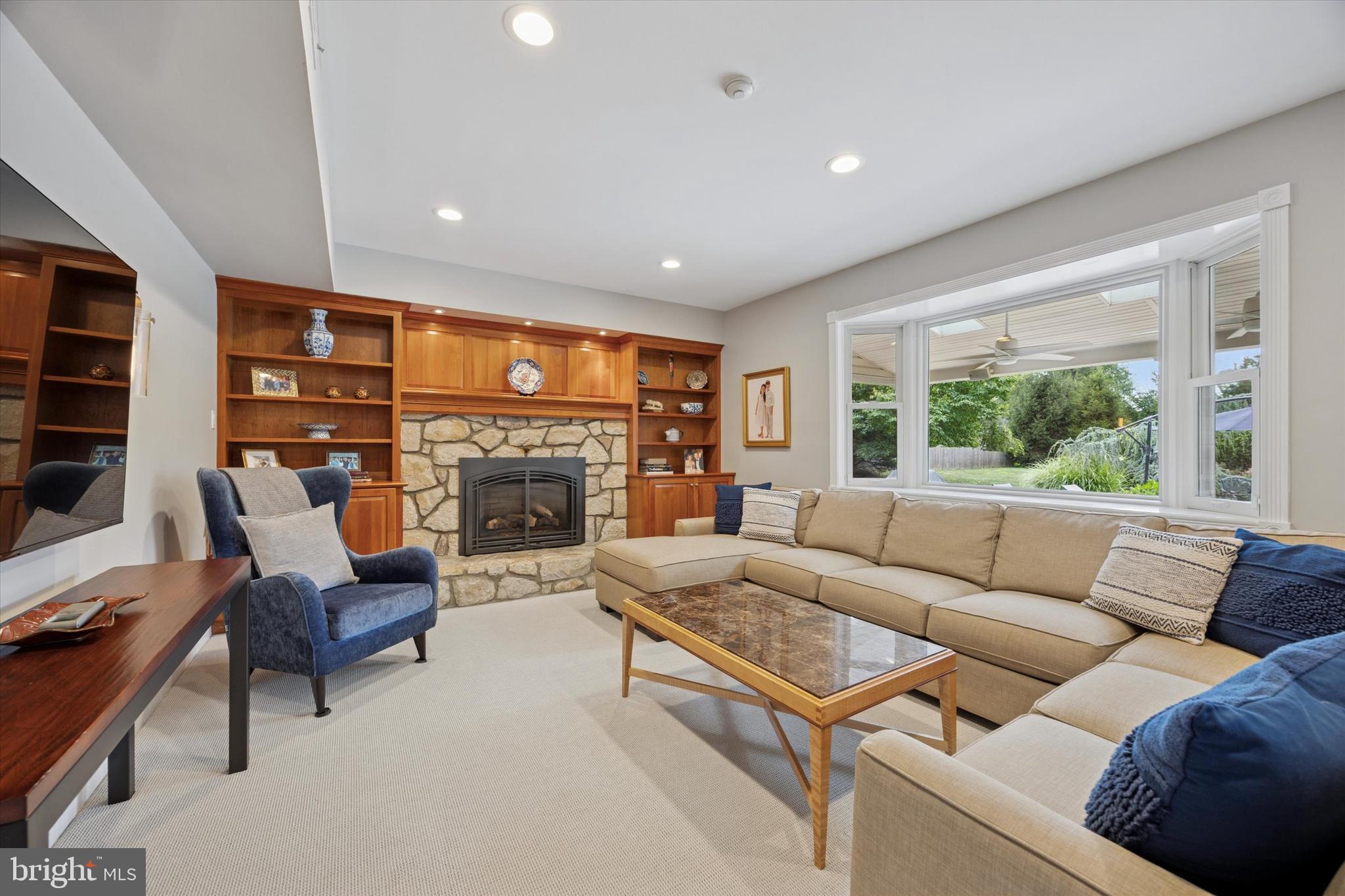 BLUE BELL - Residential