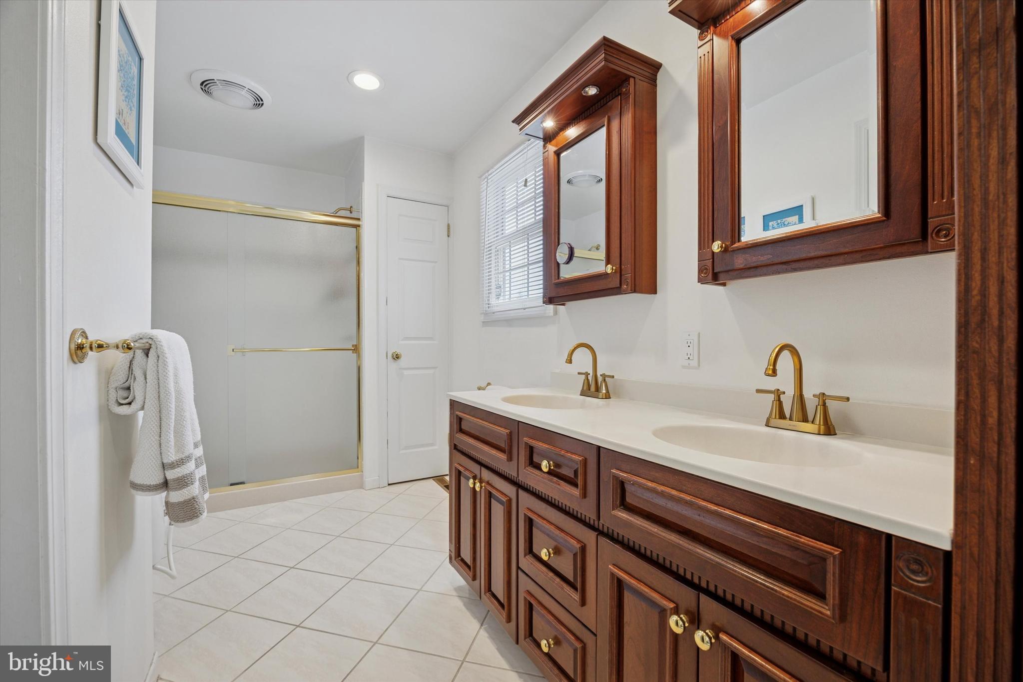 BLUE BELL - Residential