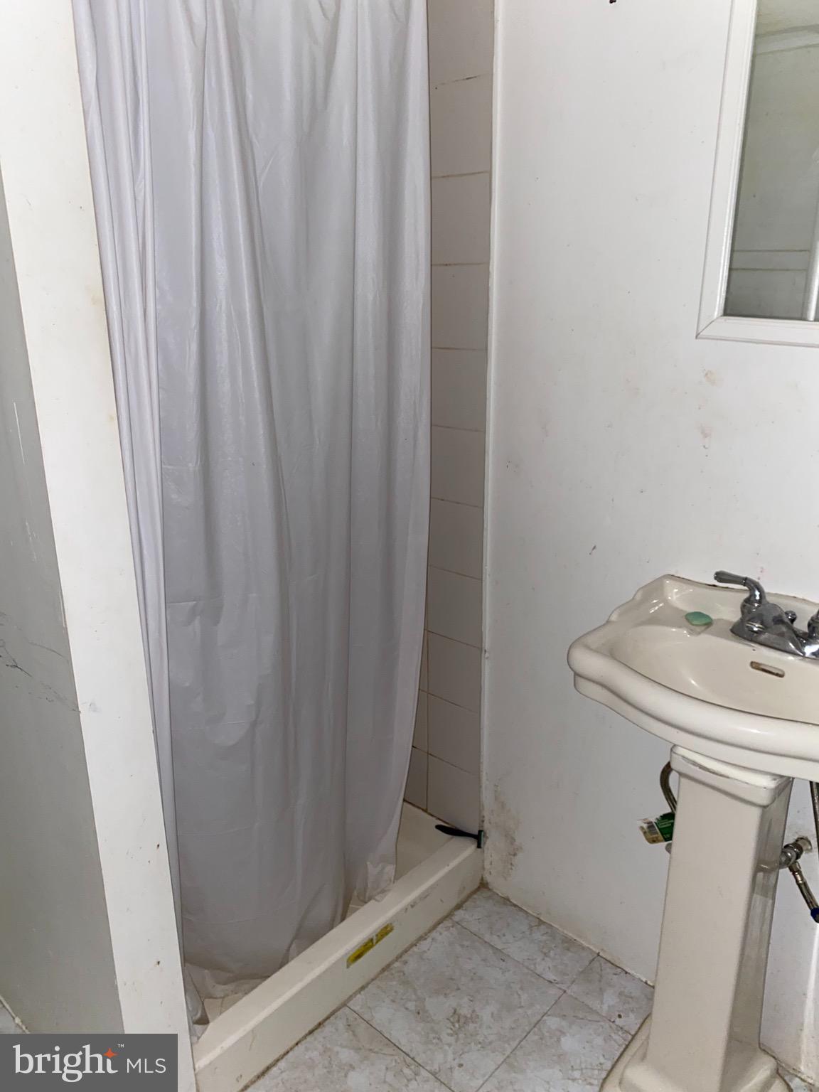 GREEKTOWN - Residential