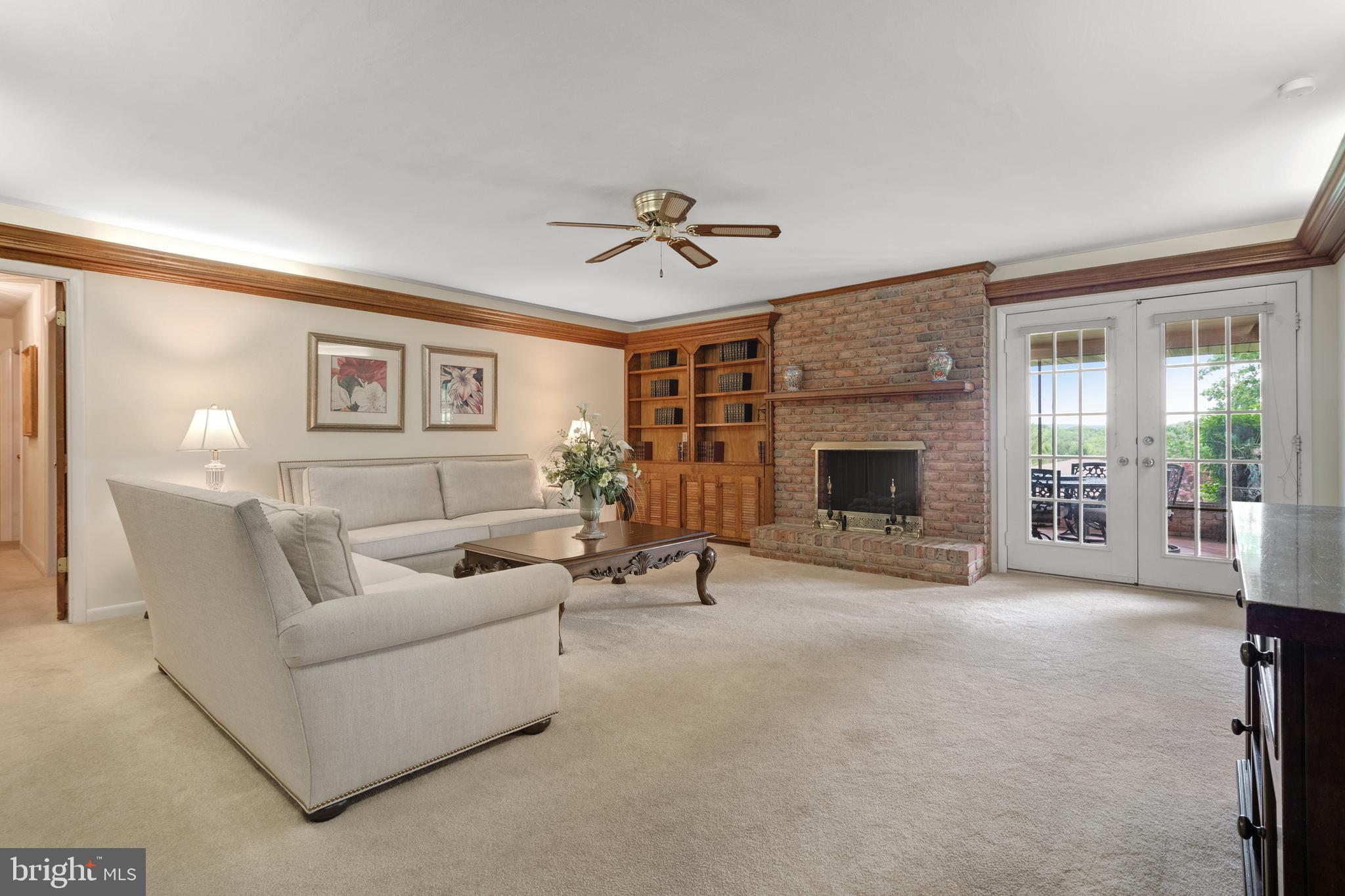 3731 LONG POINT DRIVE