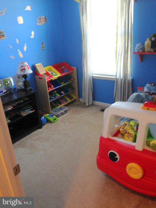 MAZEL - Residential Lease