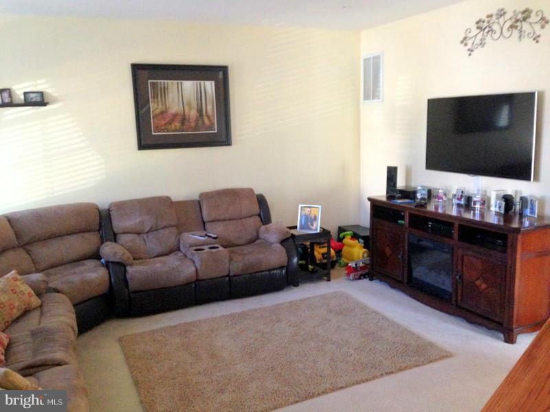 MAZEL - Residential Lease