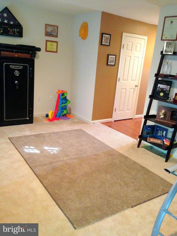 MAZEL - Residential Lease