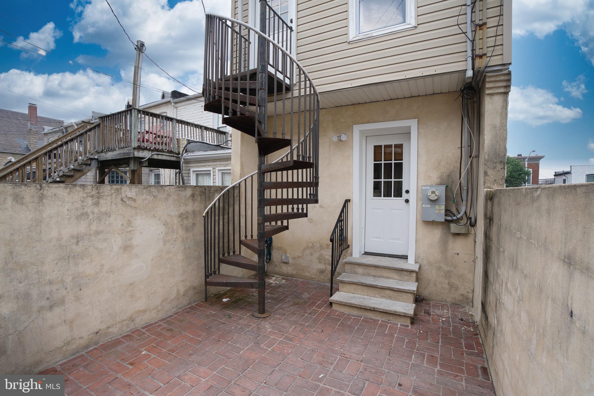 CANTON - Residential