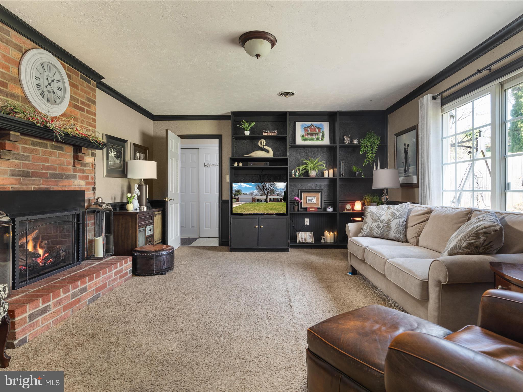 WHITTIER ACRES - Residential