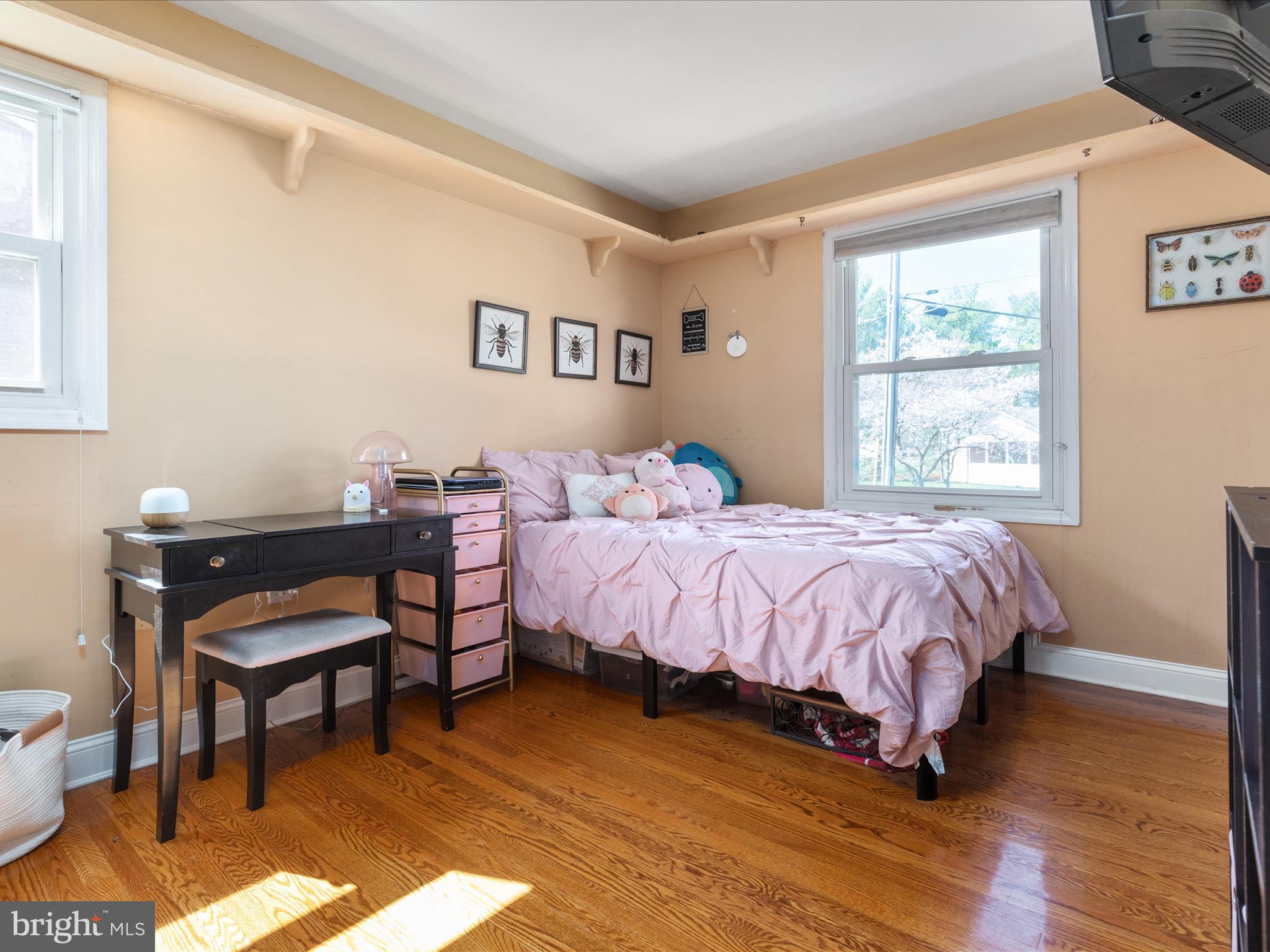 WHITTIER ACRES - Residential