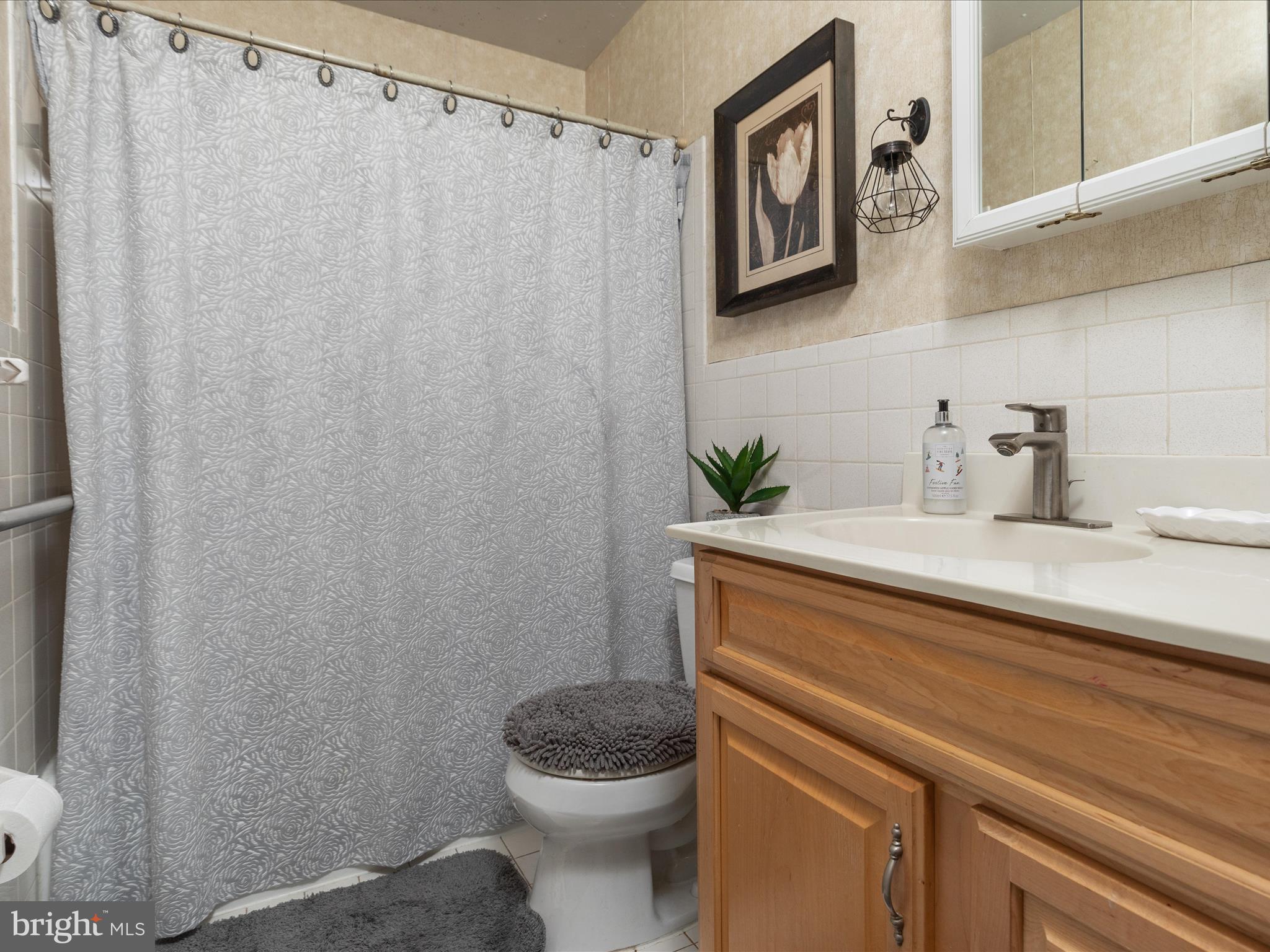 WHITTIER ACRES - Residential