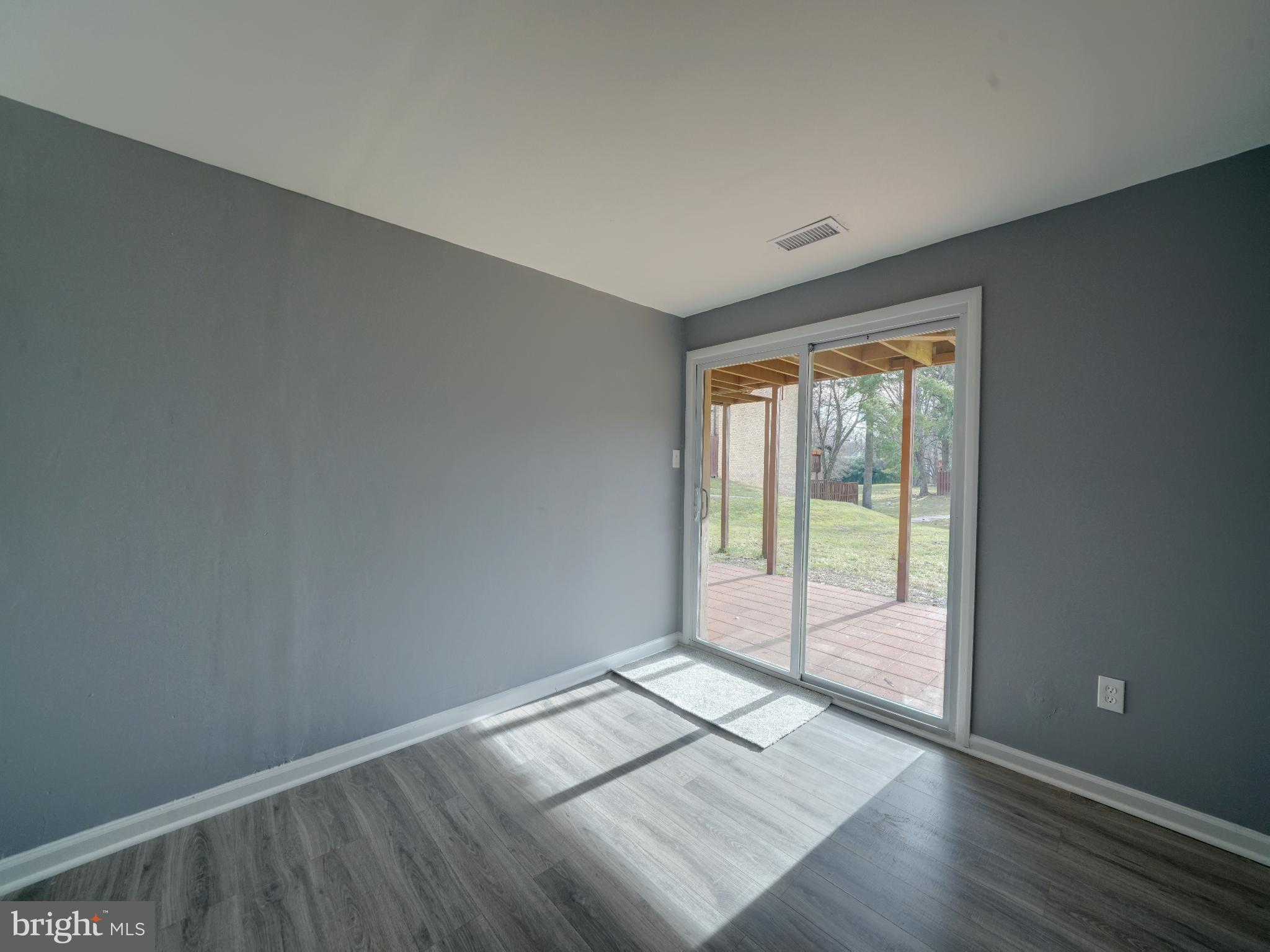 VILLAGE OF LONG REACH - Residential