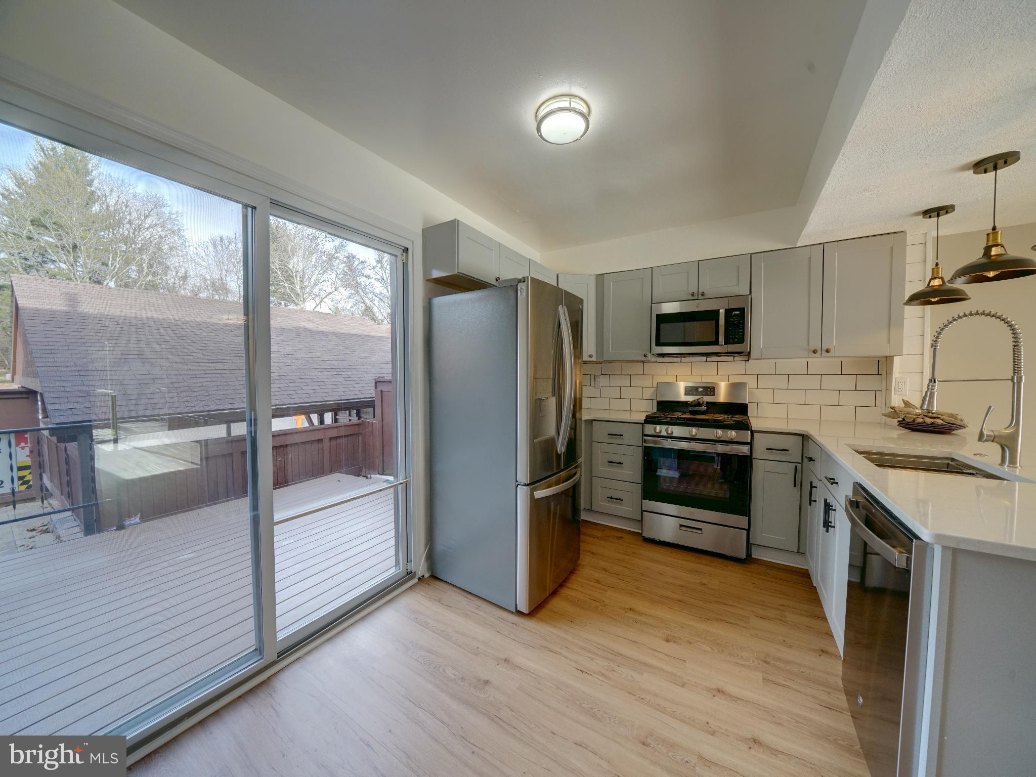 VILLAGE OF LONG REACH - Residential