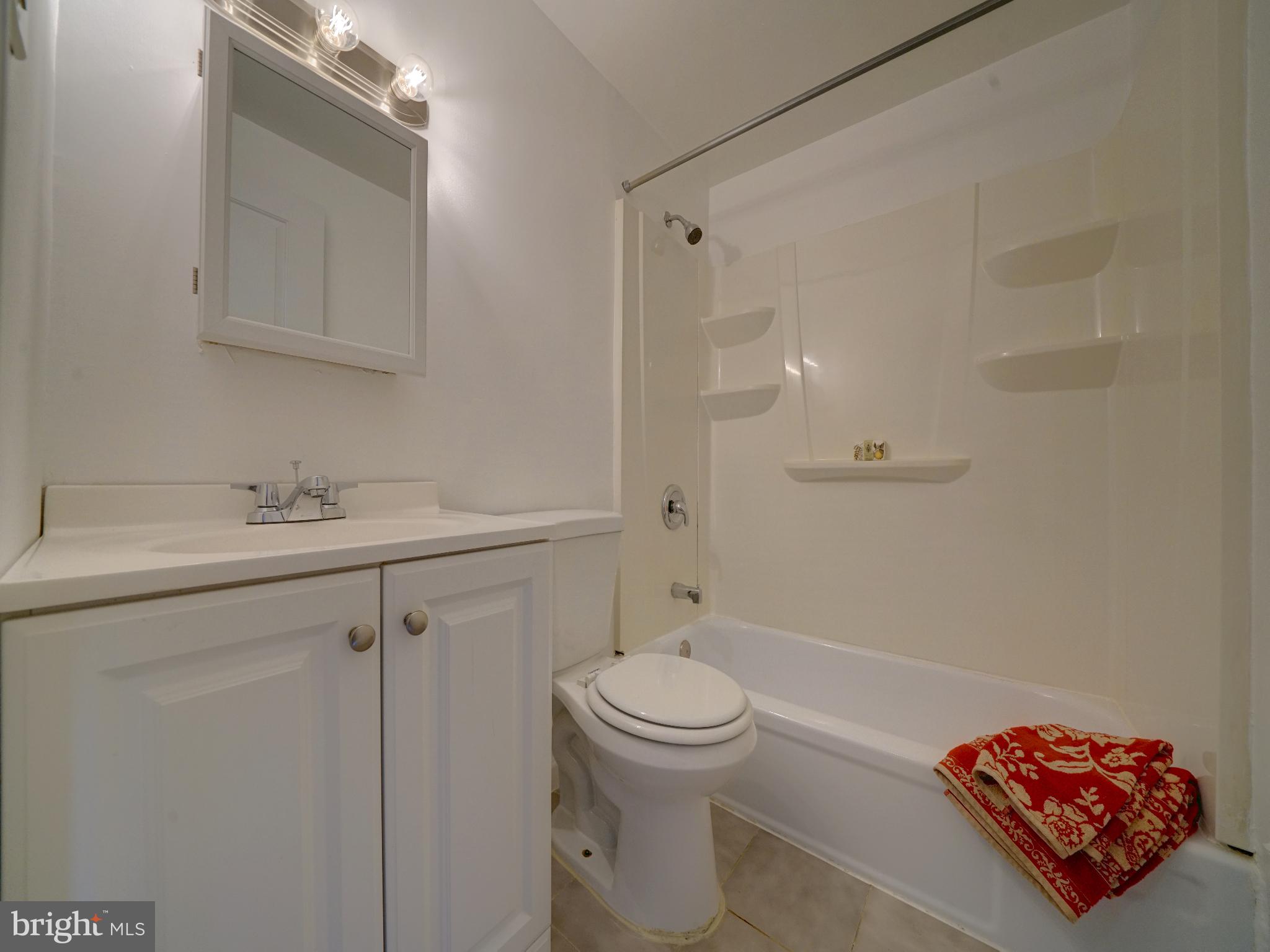 VILLAGE OF LONG REACH - Residential