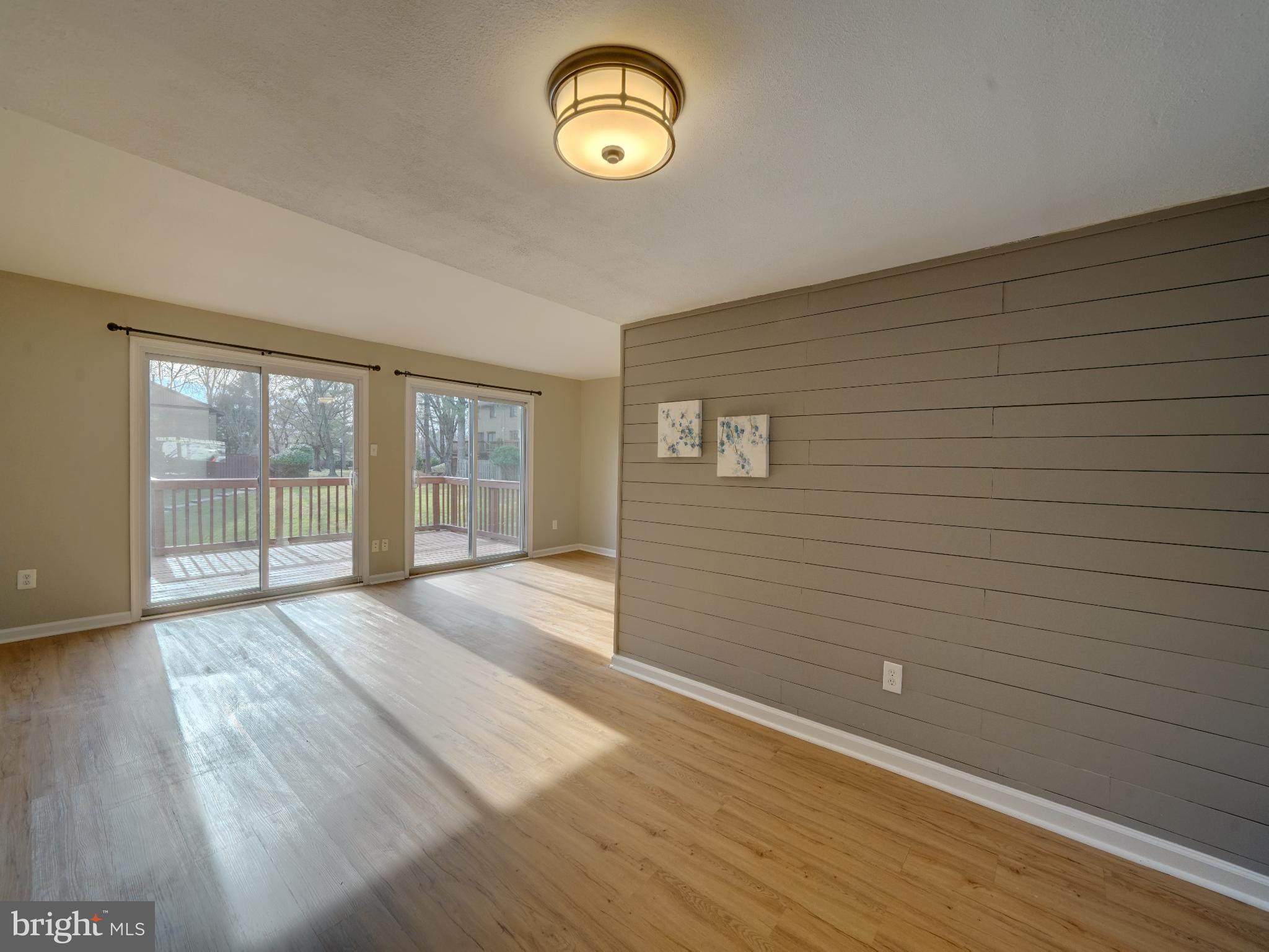 VILLAGE OF LONG REACH - Residential