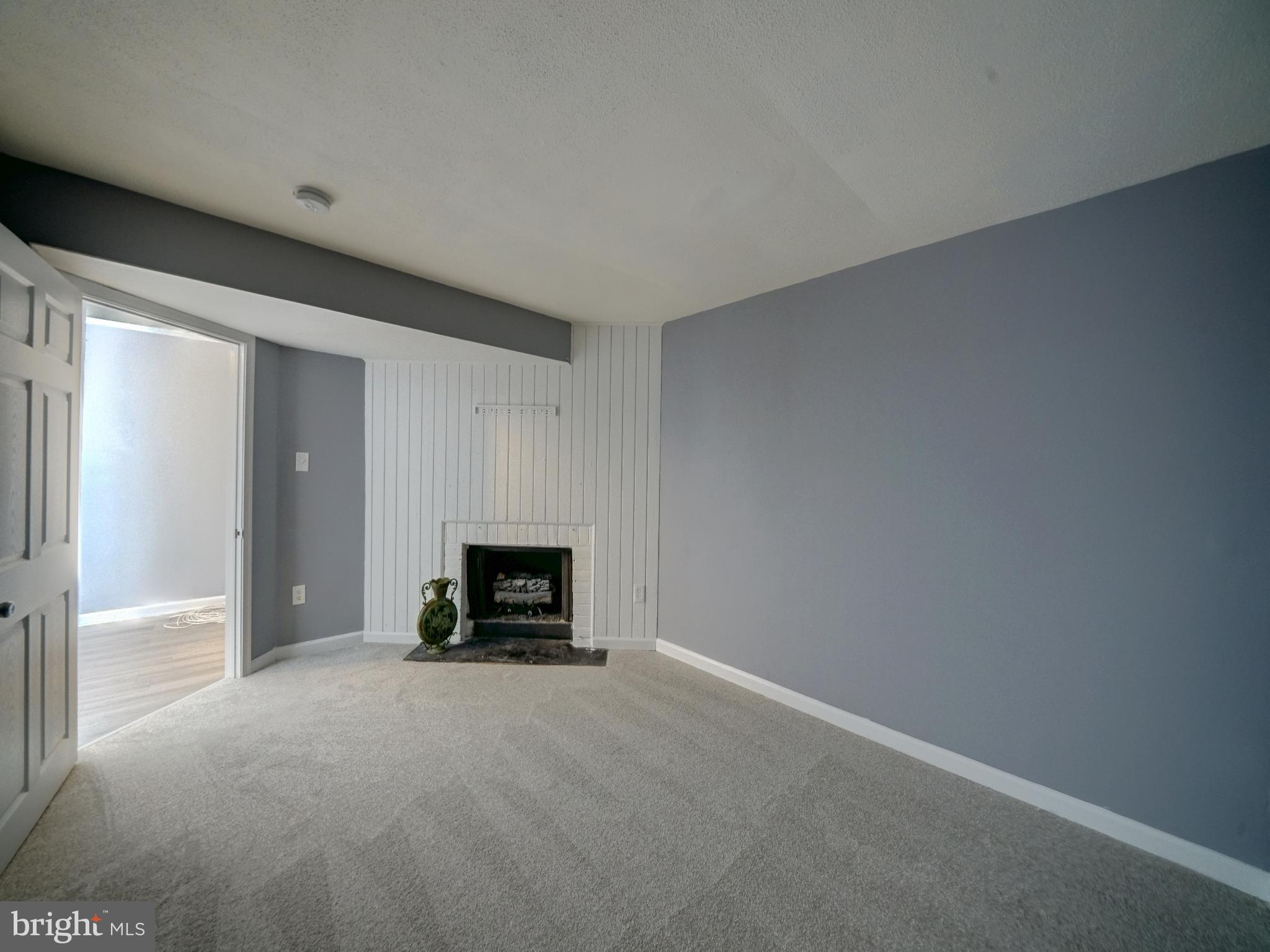 VILLAGE OF LONG REACH - Residential