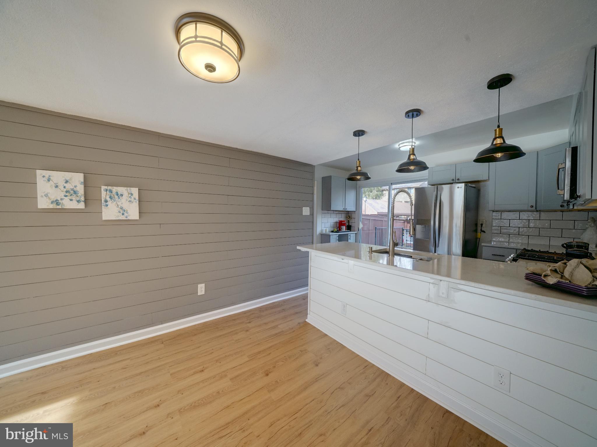 VILLAGE OF LONG REACH - Residential