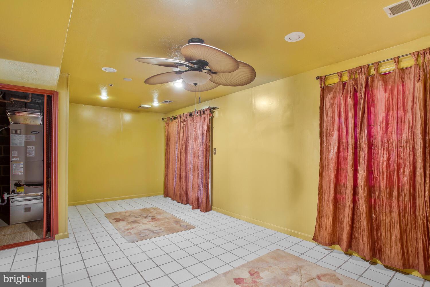 VILLAGES OF MARLBOROUGH - Residential