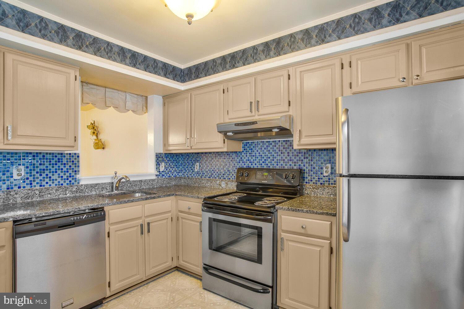 VILLAGES OF MARLBOROUGH - Residential